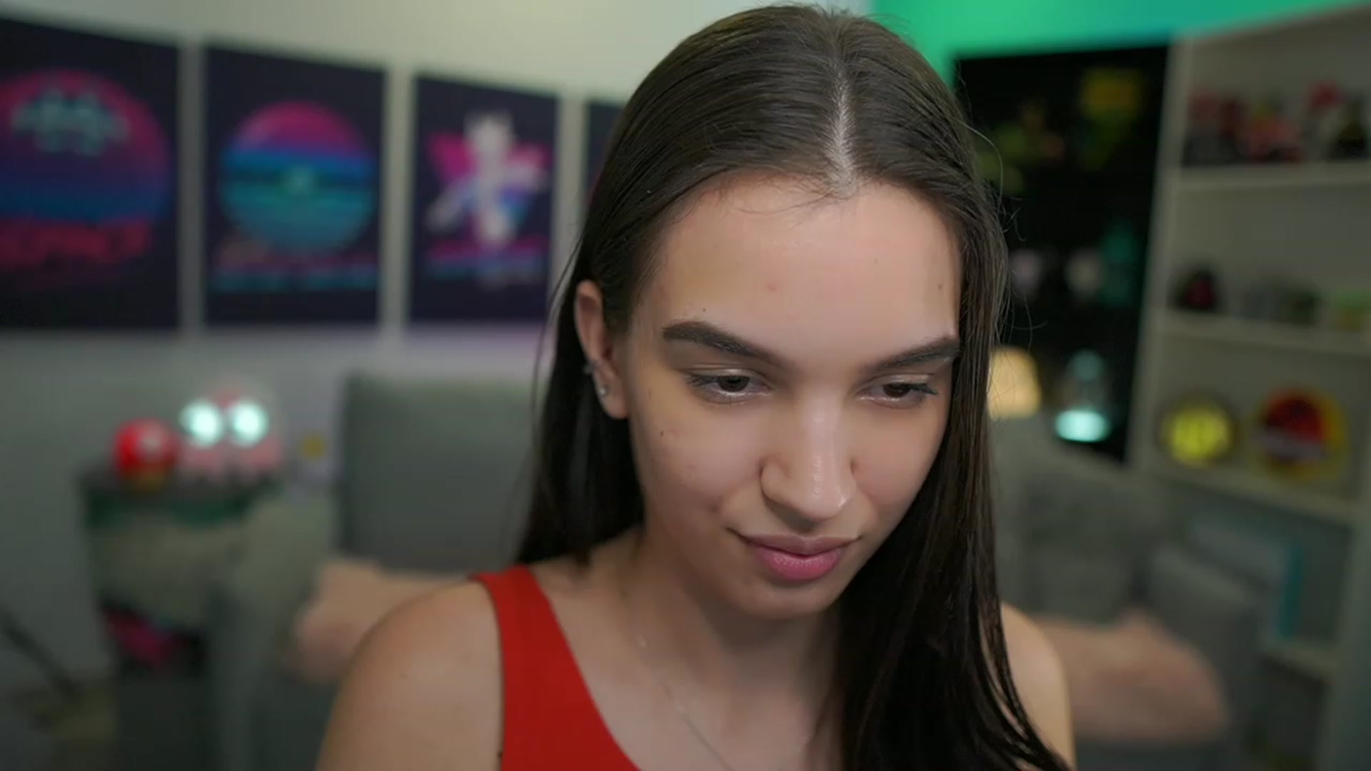 Gallery image thumbnail from Kylie_Quinn's myfreecams stream on, 12/19/2022, 19:28 image 20 of 20