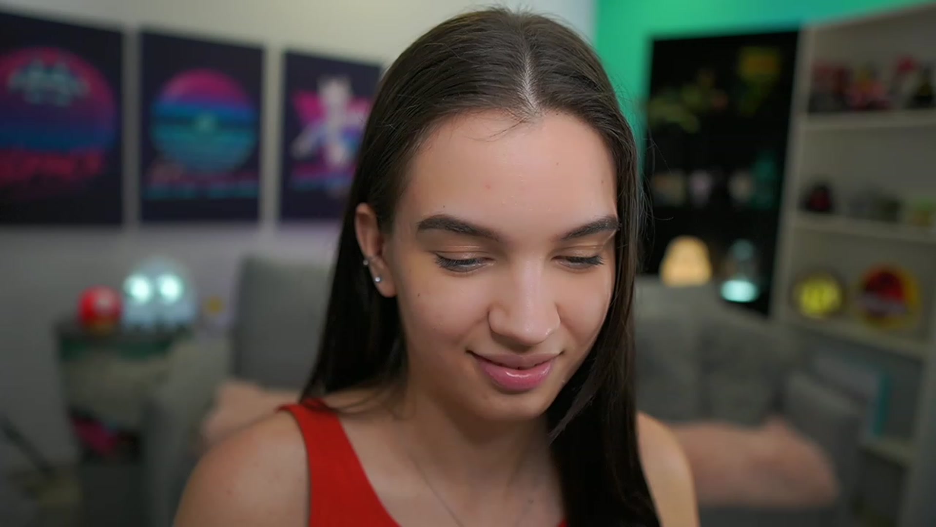 Gallery image thumbnail from Kylie_Quinn's myfreecams stream on, 12/19/2022, 20:27 image 19 of 20