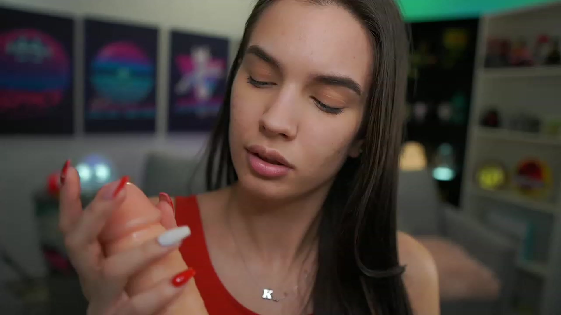 Gallery image thumbnail from Kylie_Quinn's myfreecams stream on, 12/20/2022, 24:08 image 7 of 20