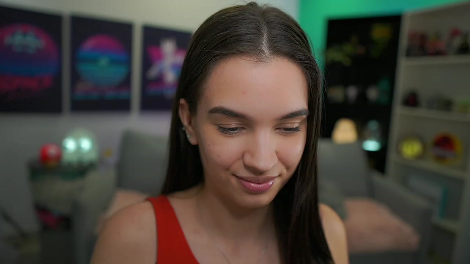 Gallery image thumbnail from Kylie_Quinn's myfreecams stream on, 12/20/2022, 24:08 image 15 of 20