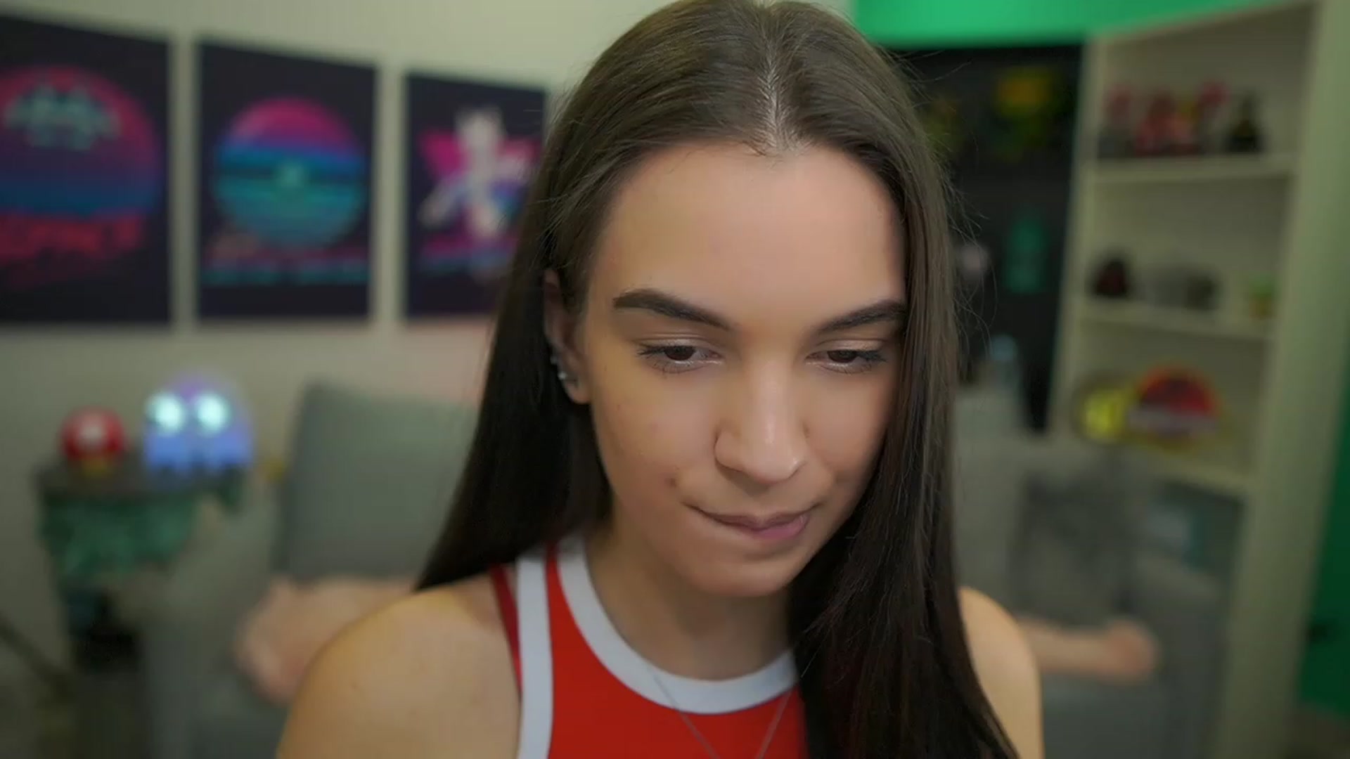 Gallery image thumbnail from Kylie_Quinn's myfreecams stream on, 12/22/2022, 21:05 image 11 of 20