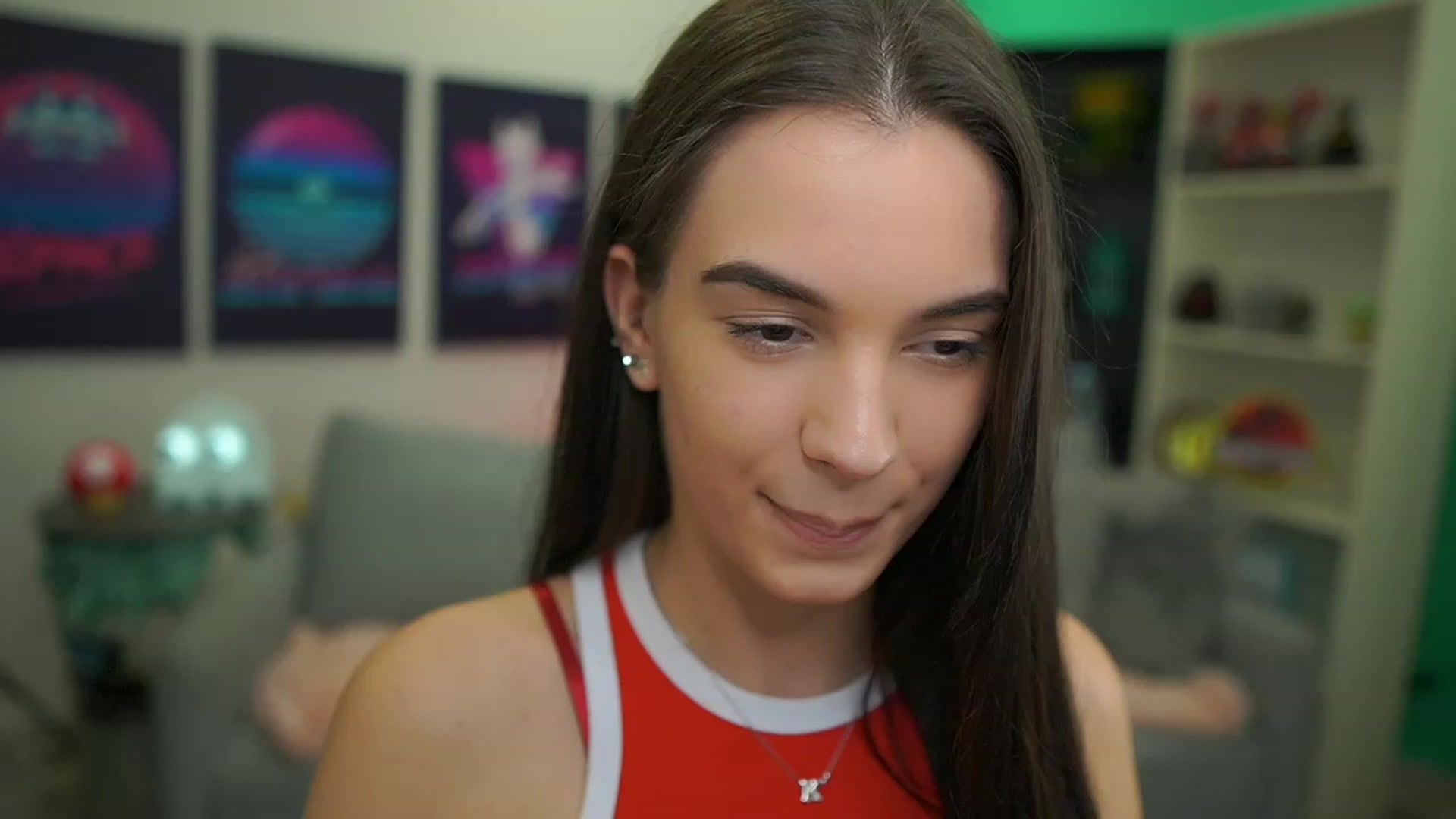 Gallery image thumbnail from Kylie_Quinn's myfreecams stream on, 12/22/2022, 21:05 image 19 of 20