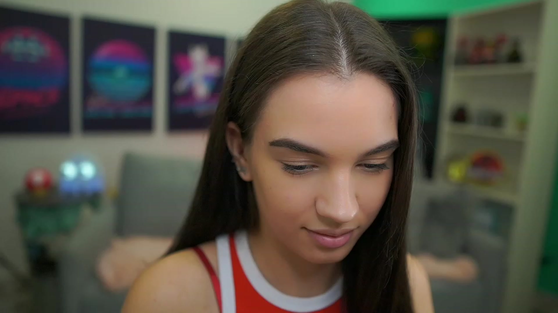 Gallery image thumbnail from Kylie_Quinn's myfreecams stream on, 12/23/2022, 24:16 image 6 of 20