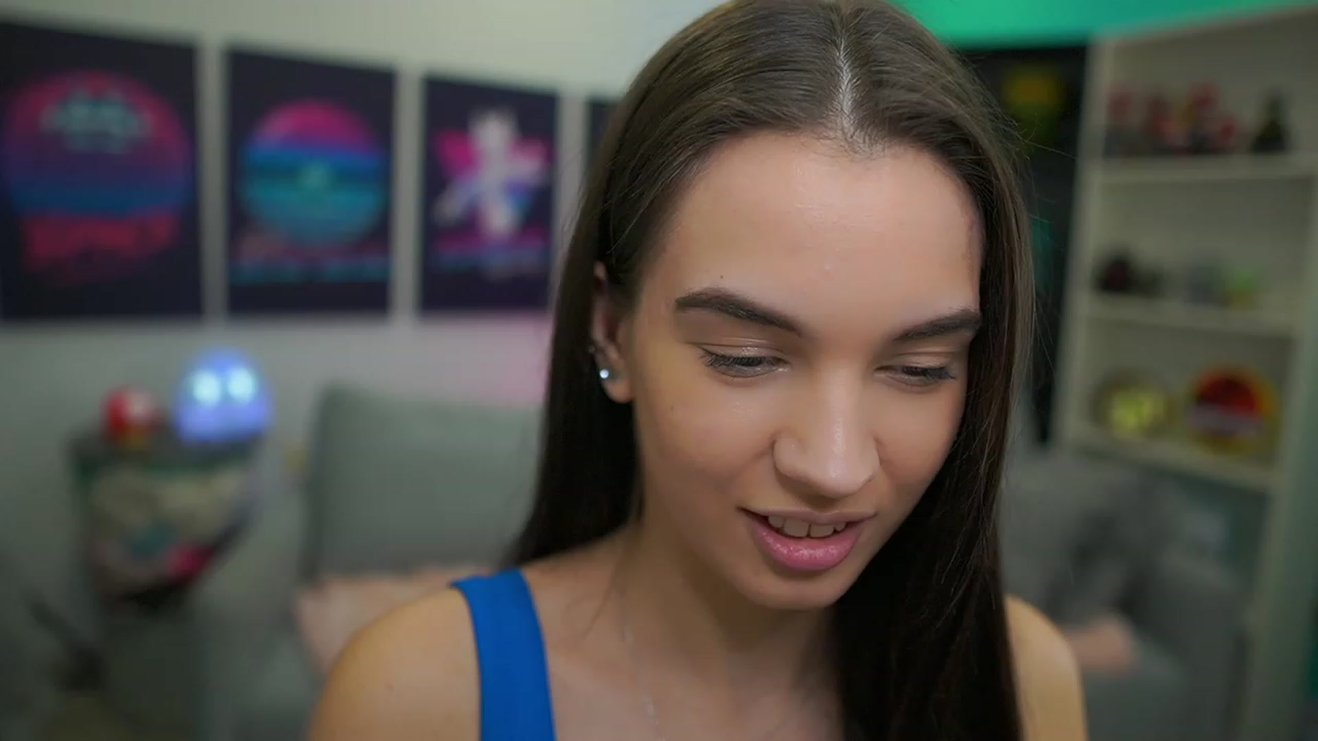 Gallery image thumbnail from Kylie_Quinn's myfreecams stream on, 12/23/2022, 17:31 image 18 of 20