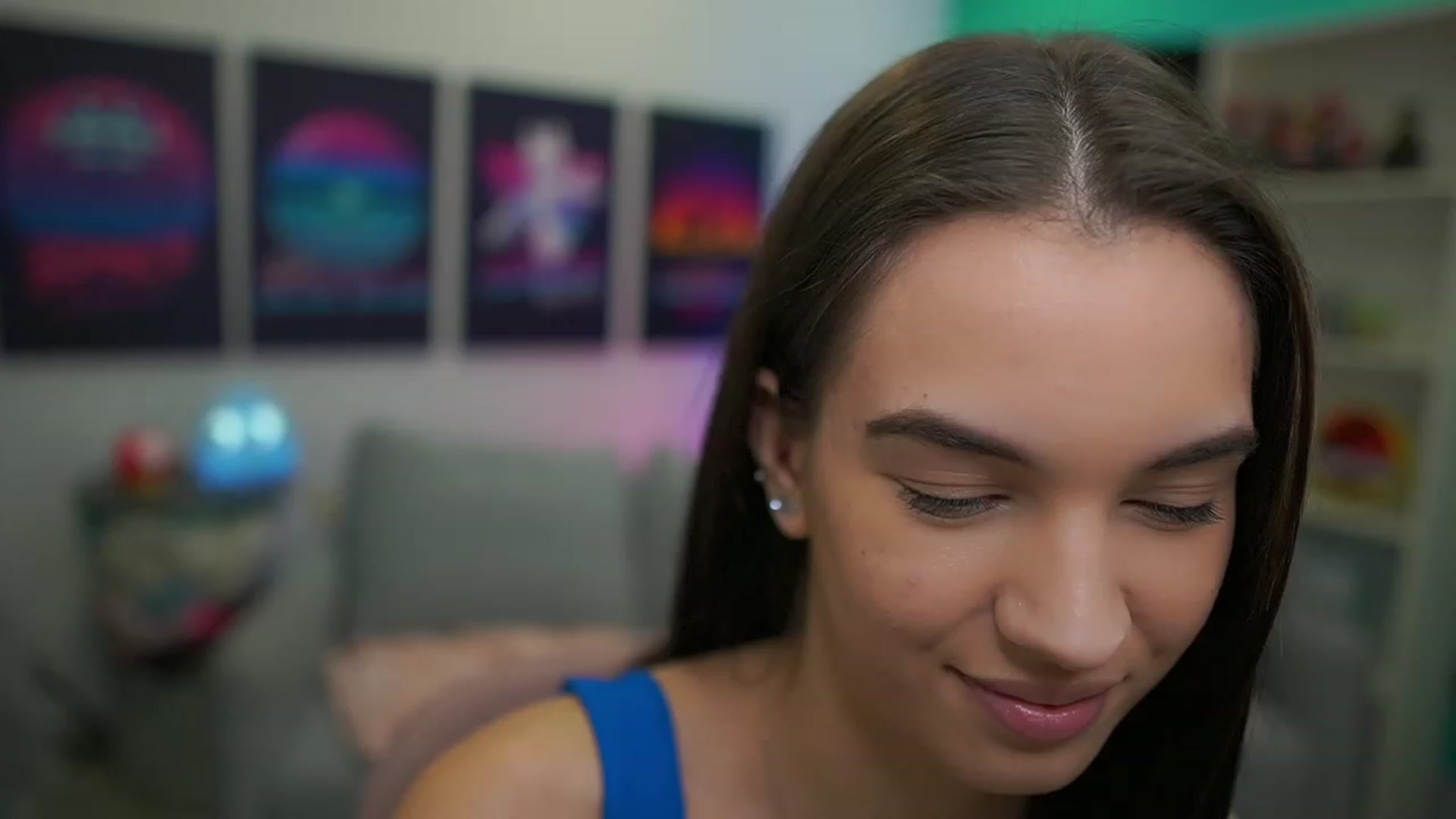 Gallery image thumbnail from Kylie_Quinn's myfreecams stream on, 12/23/2022, 17:31 image 16 of 20