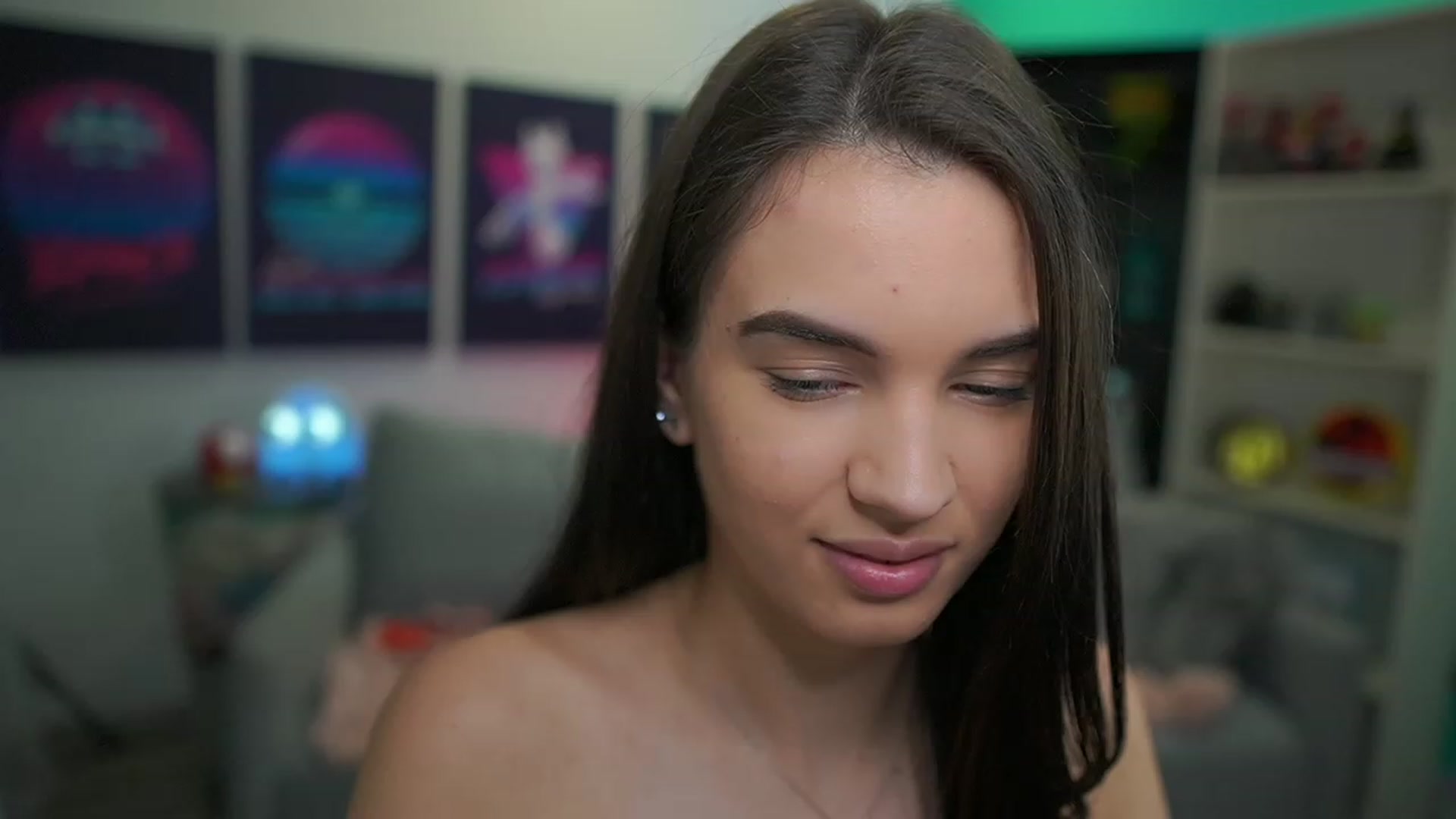 Gallery image thumbnail from Kylie_Quinn's myfreecams stream on, 12/26/2022, 10:16 image 18 of 20