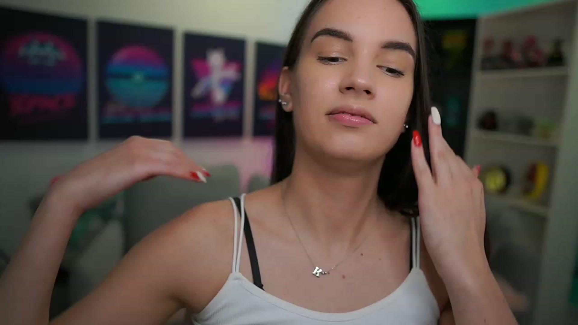 Gallery image thumbnail from Kylie_Quinn's myfreecams stream on, 12/27/2022, 22:19 image 18 of 20