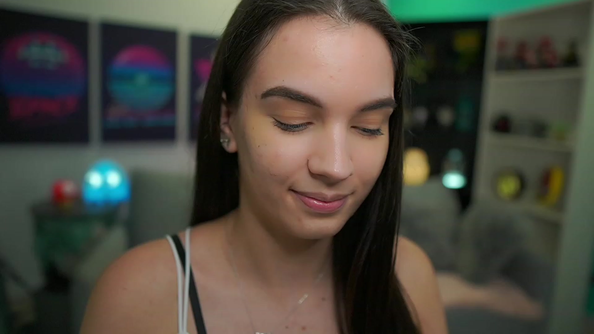 Gallery image thumbnail from Kylie_Quinn's myfreecams stream on, 12/27/2022, 22:58 image 11 of 20
