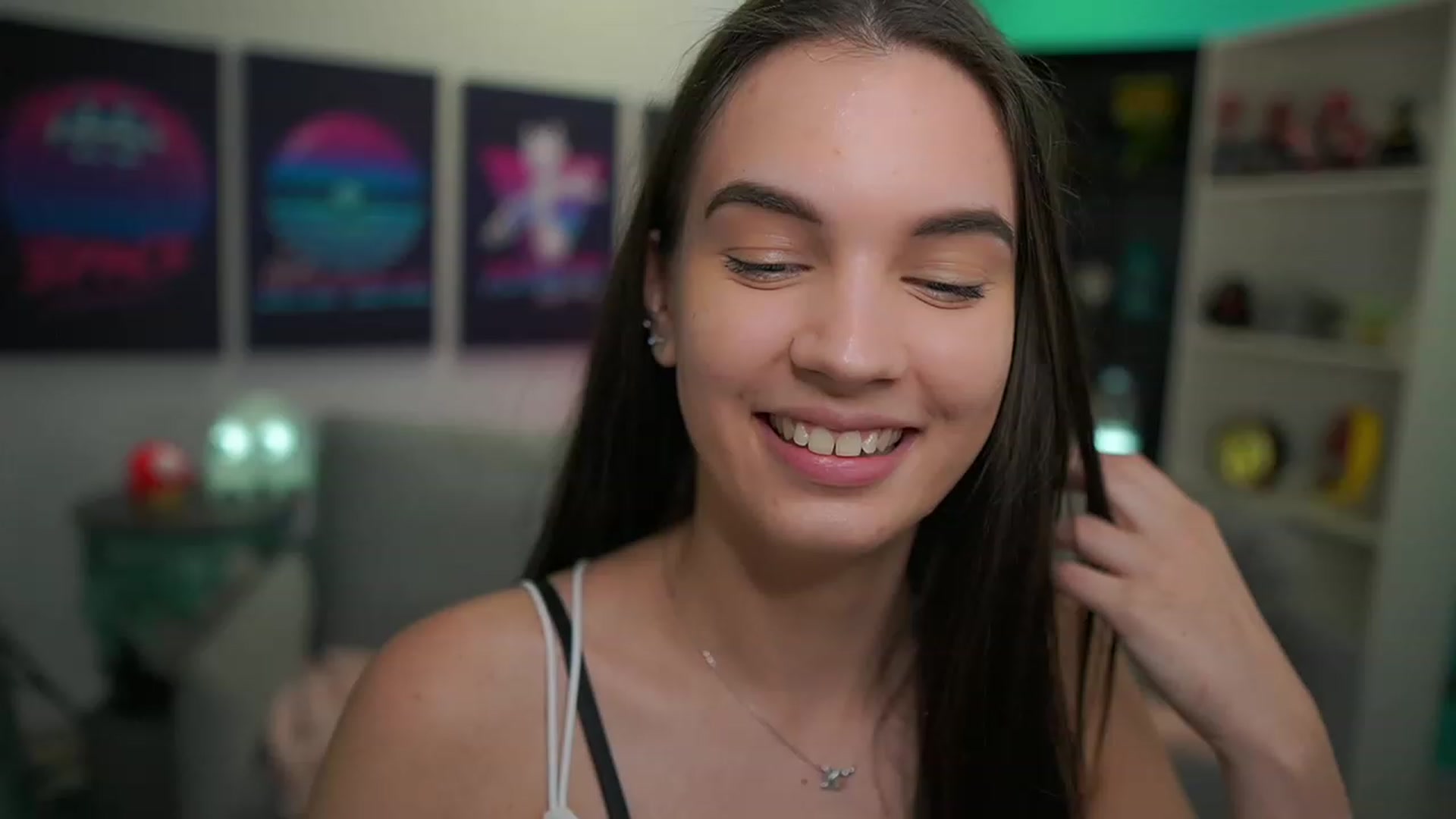 Gallery image thumbnail from Kylie_Quinn's myfreecams stream on, 12/27/2022, 22:58 image 6 of 20