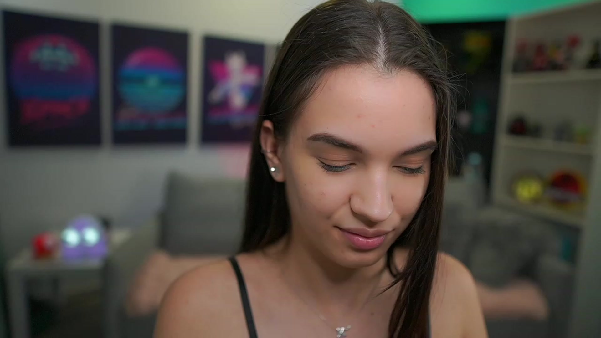Gallery image thumbnail from Kylie_Quinn's myfreecams stream on, 12/28/2022, 21:25 image 2 of 20