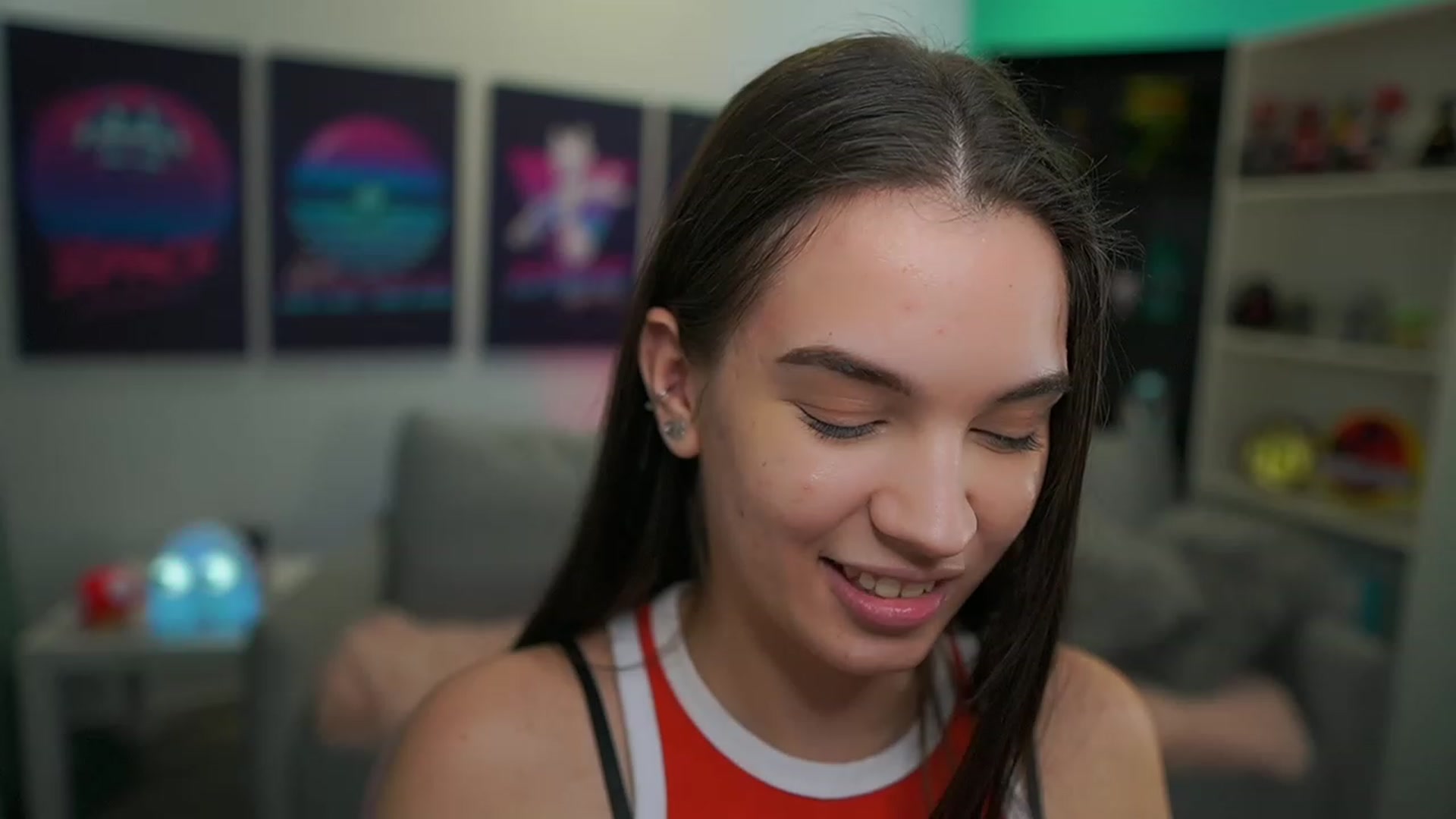 Gallery image thumbnail from Kylie_Quinn's myfreecams stream on, 12/28/2022, 22:53 image 3 of 20
