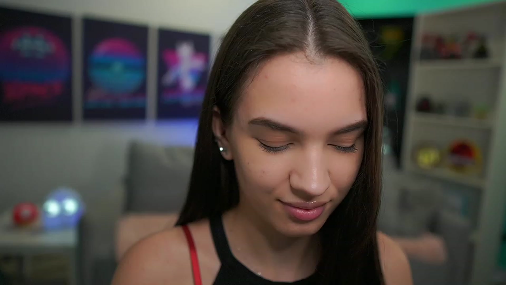 Gallery image thumbnail from Kylie_Quinn's myfreecams stream on, 12/30/2022, 15:21 image 10 of 20