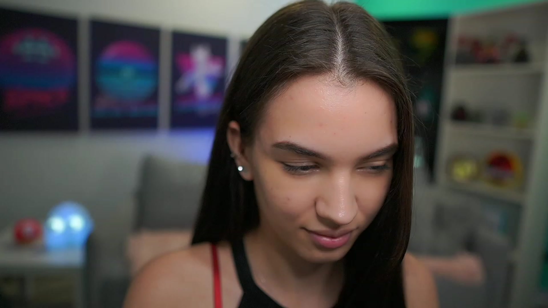 Gallery image thumbnail from Kylie_Quinn's myfreecams stream on, 12/30/2022, 16:56 image 14 of 20