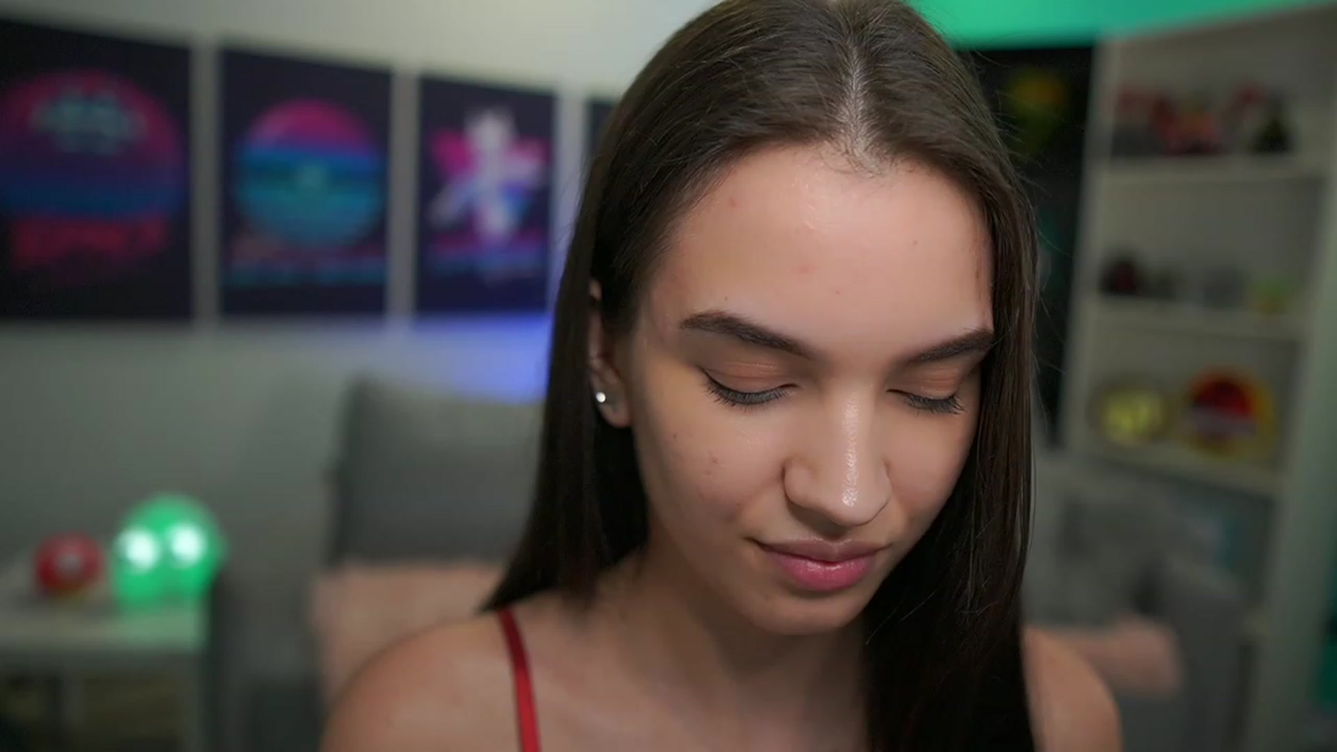 Gallery image thumbnail from Kylie_Quinn's myfreecams stream on, 12/30/2022, 19:34 image 16 of 20