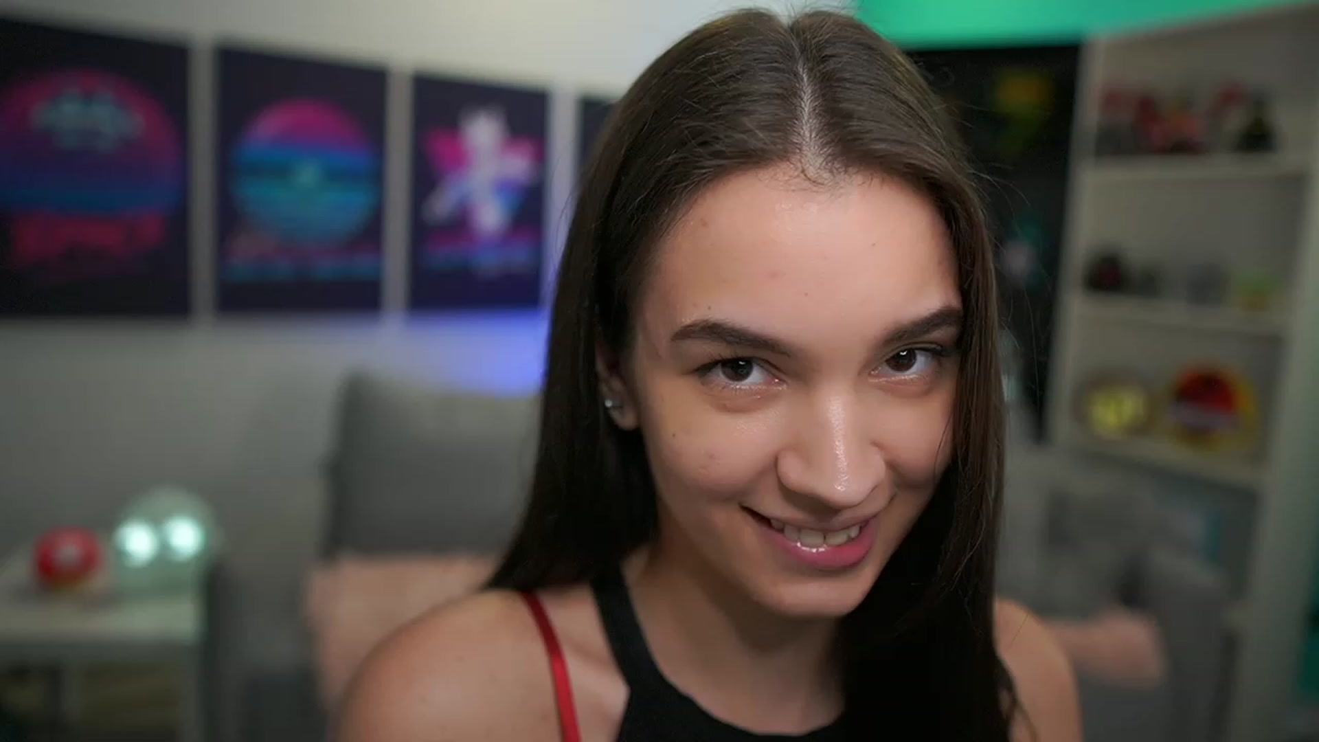 Gallery image thumbnail from Kylie_Quinn's myfreecams stream on, 12/30/2022, 19:34 image 4 of 20