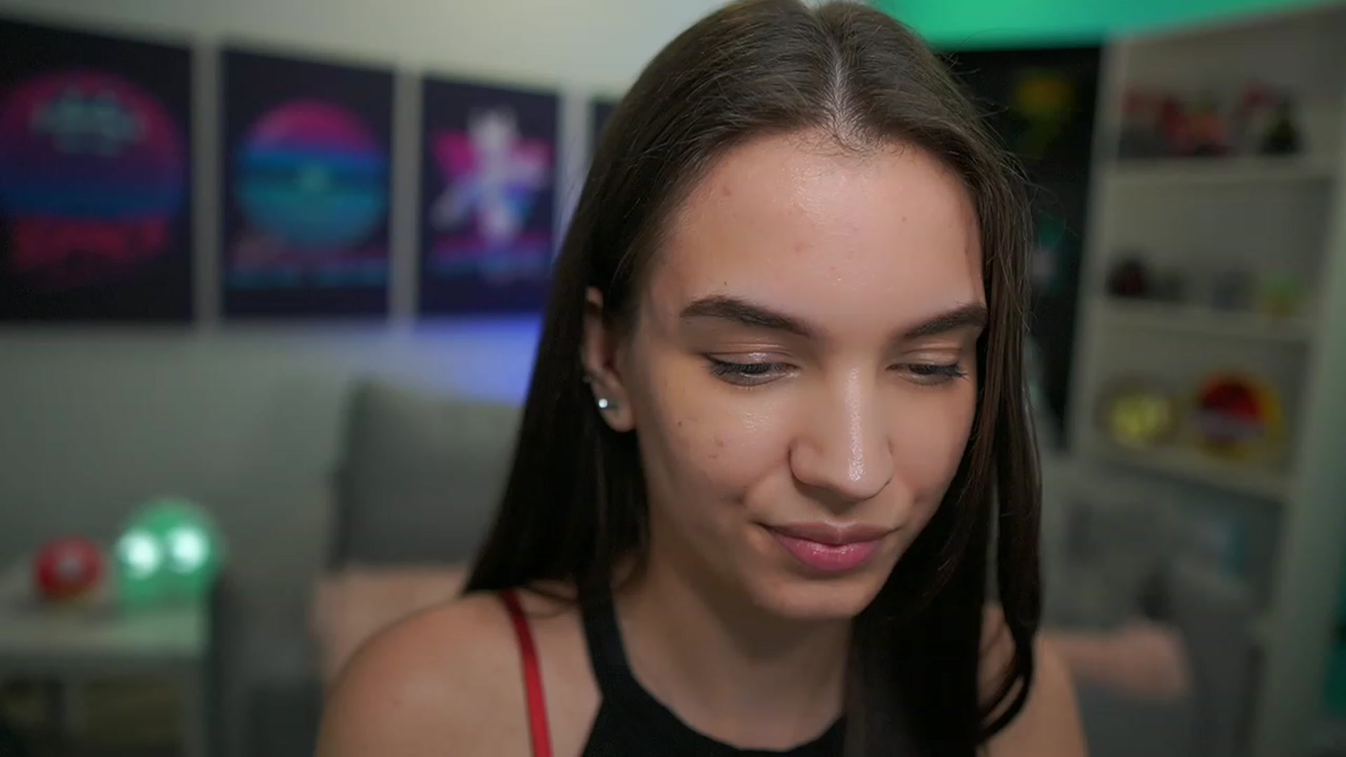 Gallery image thumbnail from Kylie_Quinn's myfreecams stream on, 12/30/2022, 19:34 image 10 of 20