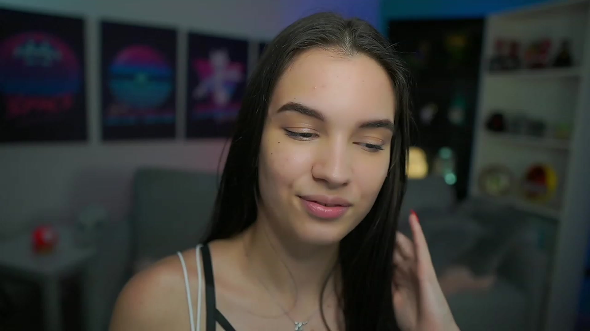 Gallery image thumbnail from Kylie_Quinn's myfreecams stream on, 01/03/2023, 22:36 image 18 of 20