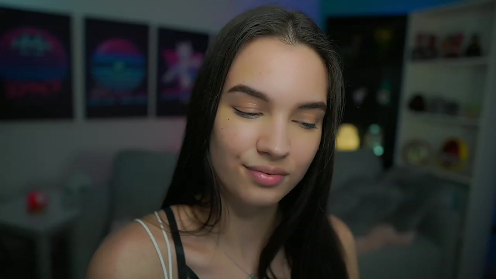 Gallery image thumbnail from Kylie_Quinn's myfreecams stream on, 01/04/2023, 24:54 image 7 of 20