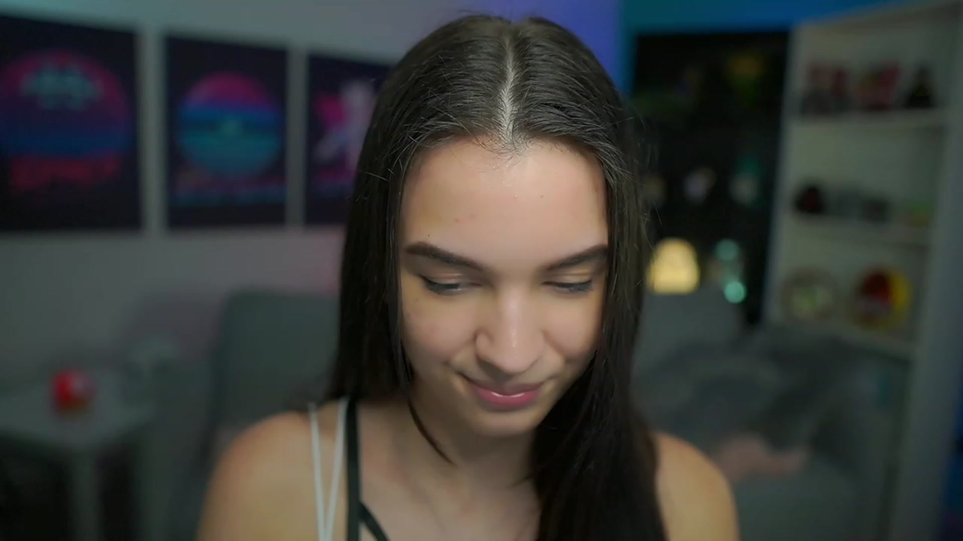 Gallery image thumbnail from Kylie_Quinn's myfreecams stream on, 01/04/2023, 24:54 image 2 of 20