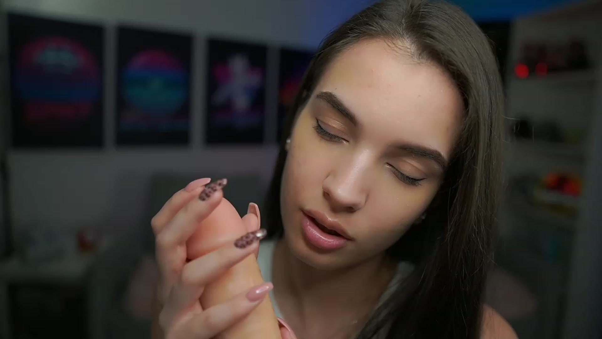 Gallery image thumbnail from Kylie_Quinn's myfreecams stream on, 01/17/2023, 20:52 image 4 of 20