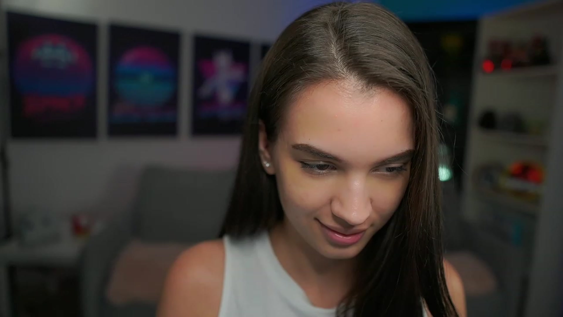 Gallery image thumbnail from Kylie_Quinn's myfreecams stream on, 01/17/2023, 22:16 image 13 of 20