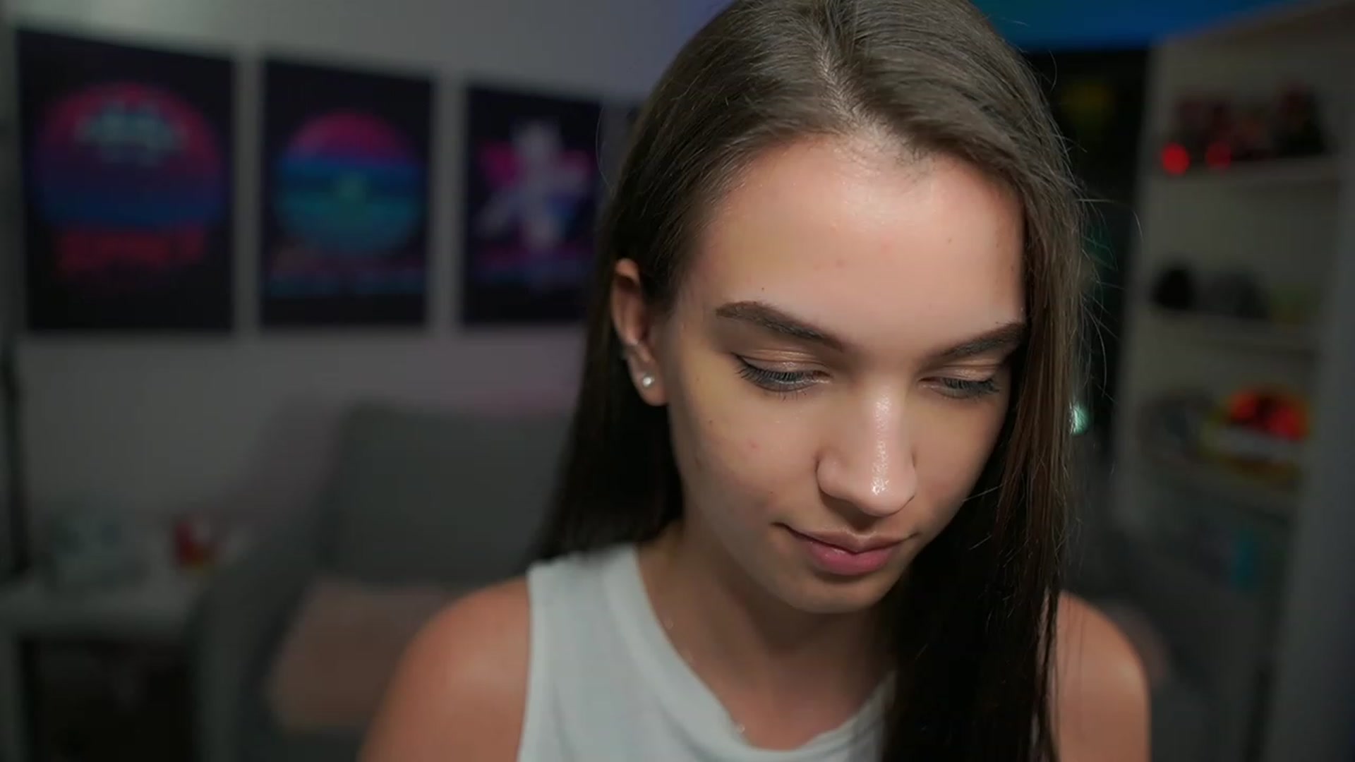 Gallery image thumbnail from Kylie_Quinn's myfreecams stream on, 01/18/2023, 24:07 image 4 of 20
