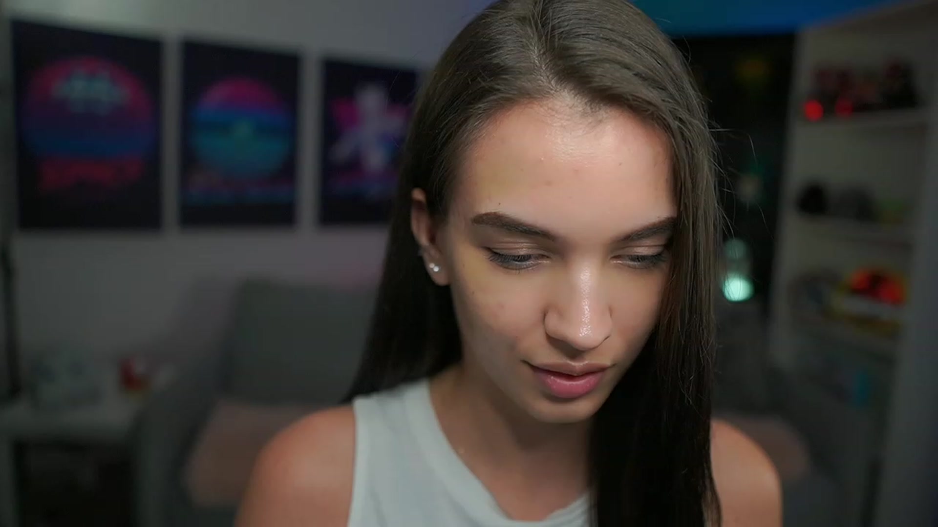 Gallery image thumbnail from Kylie_Quinn's myfreecams stream on, 01/18/2023, 24:07 image 3 of 20