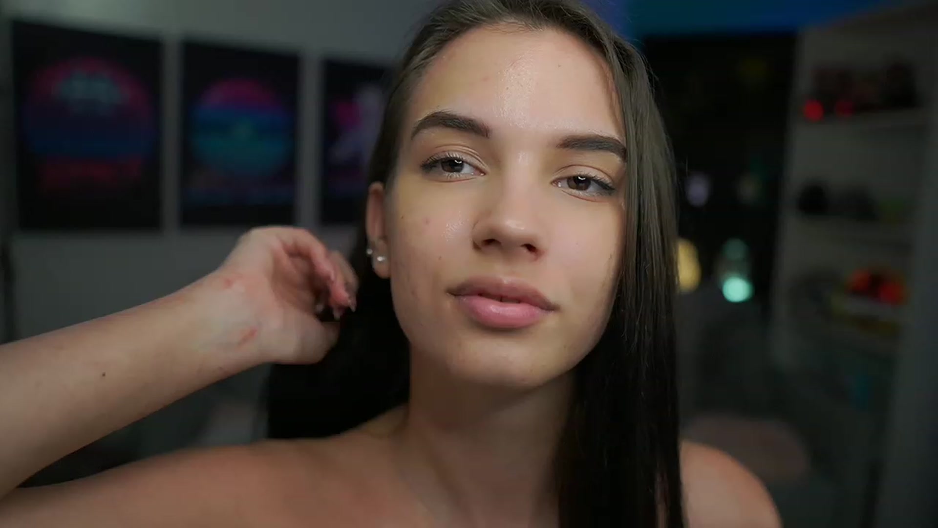 Gallery image thumbnail from Kylie_Quinn's myfreecams stream on, 01/18/2023, 24:07 image 13 of 20