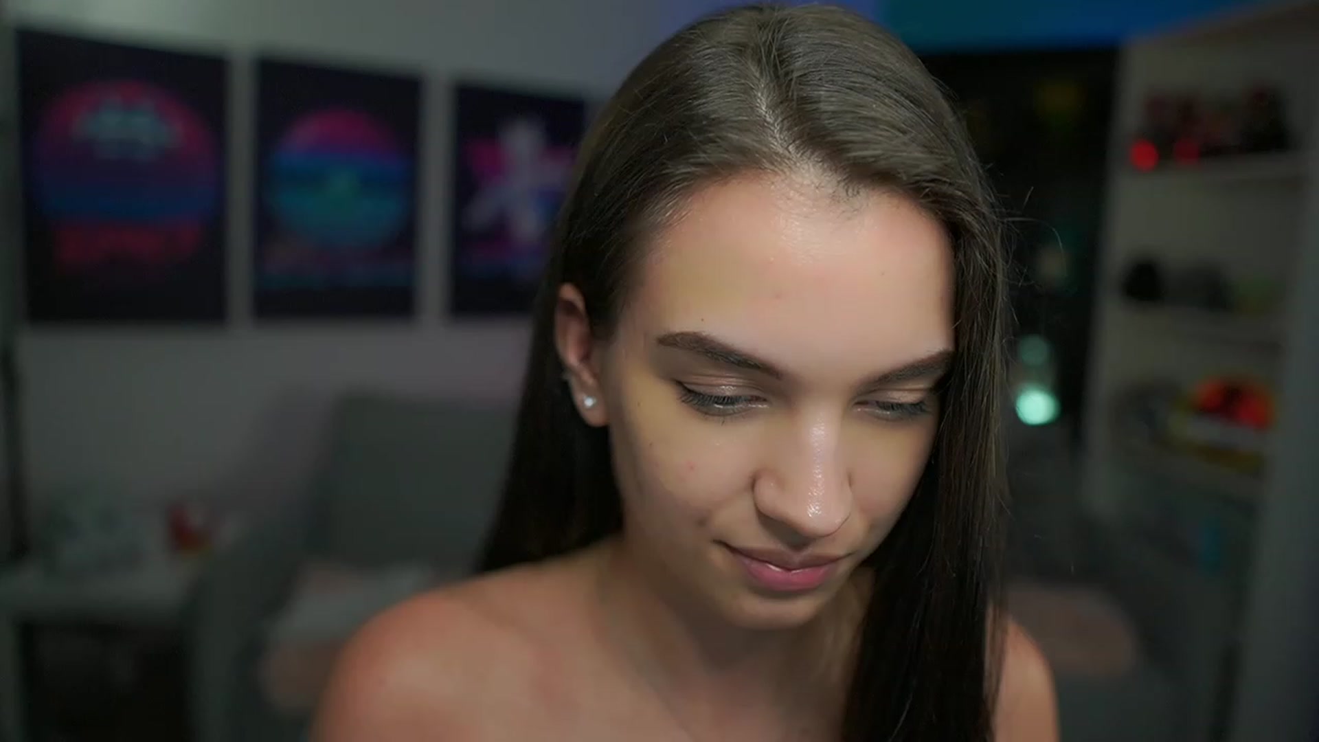 Gallery image thumbnail from Kylie_Quinn's myfreecams stream on, 01/18/2023, 24:07 image 15 of 20