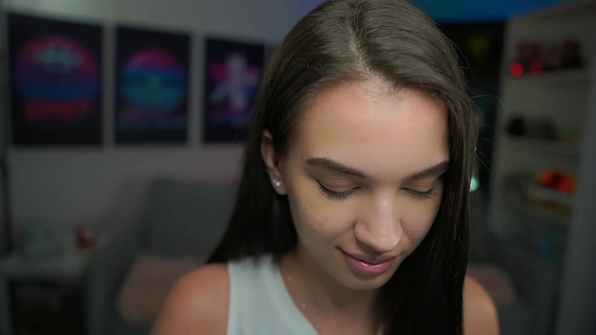 Gallery image thumbnail from Kylie_Quinn's myfreecams stream on, 01/18/2023, 24:07 image 1 of 20