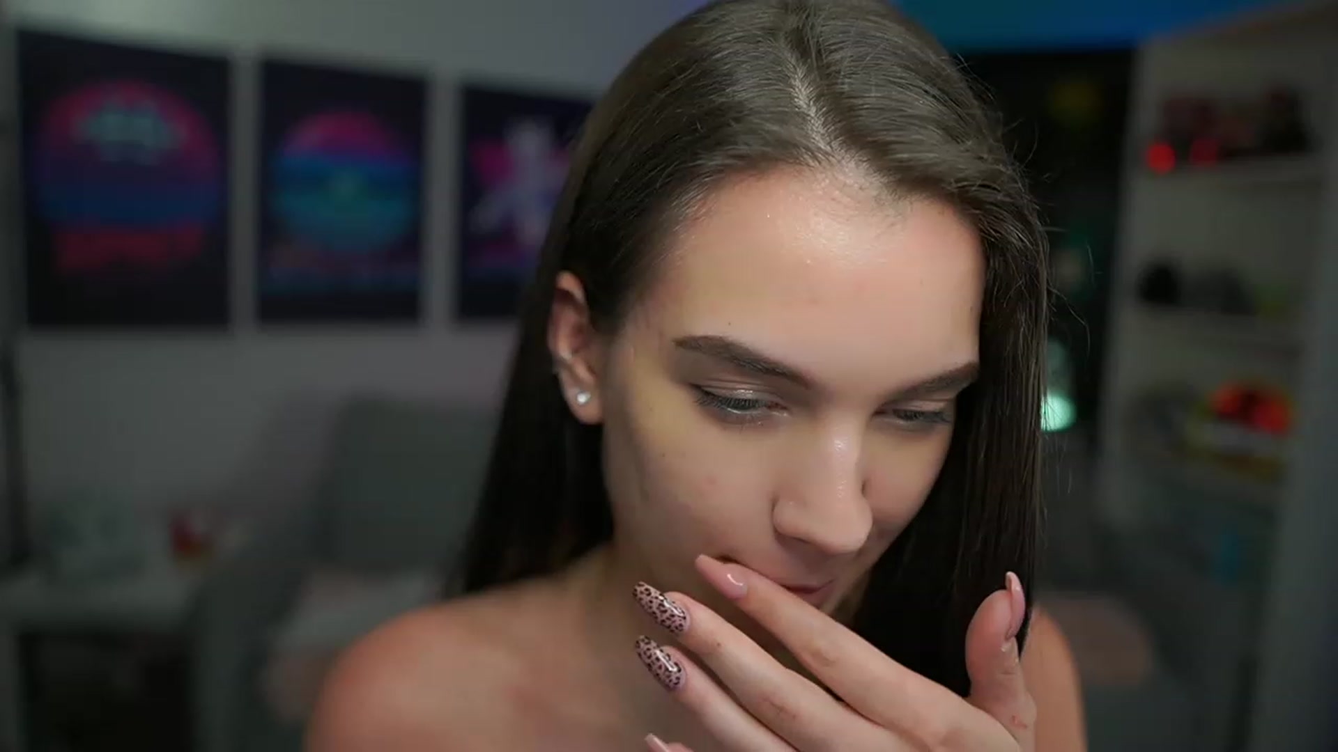Gallery image thumbnail from Kylie_Quinn's myfreecams stream on, 01/18/2023, 24:07 image 14 of 20