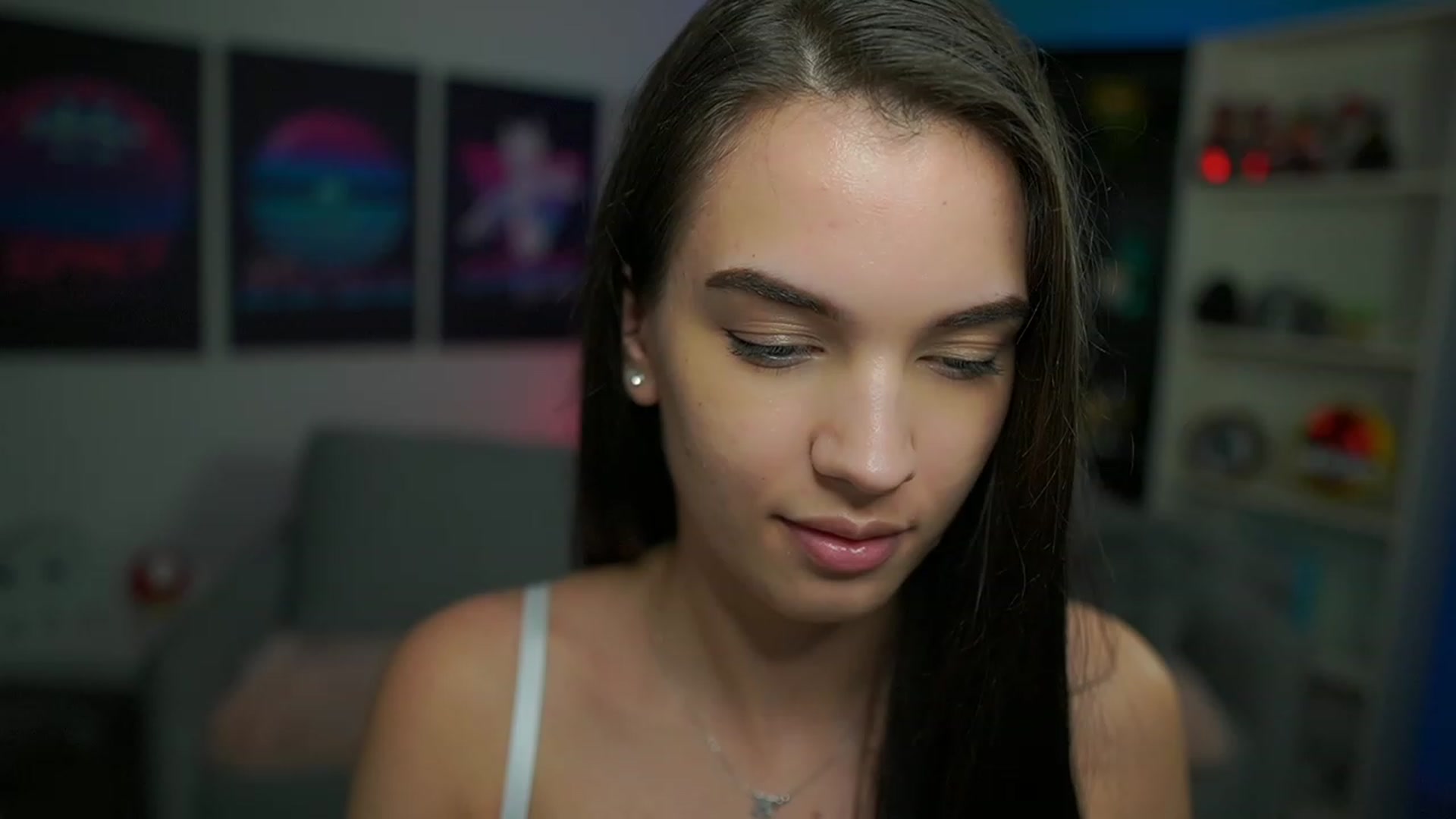 Gallery image thumbnail from Kylie_Quinn's myfreecams stream on, 01/18/2023, 22:39 image 14 of 20