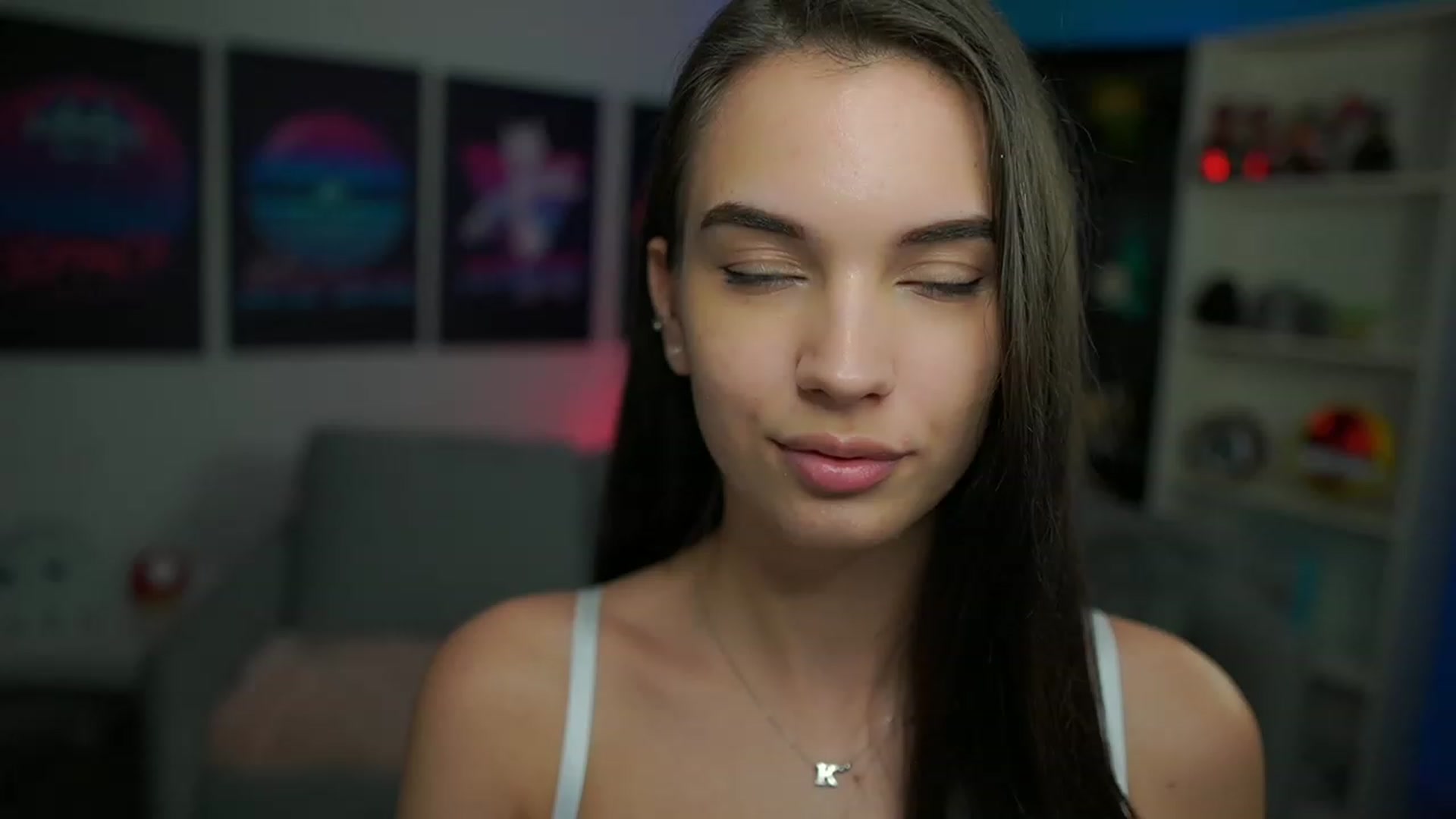 Gallery image thumbnail from Kylie_Quinn's myfreecams stream on, 01/18/2023, 22:39 image 6 of 20