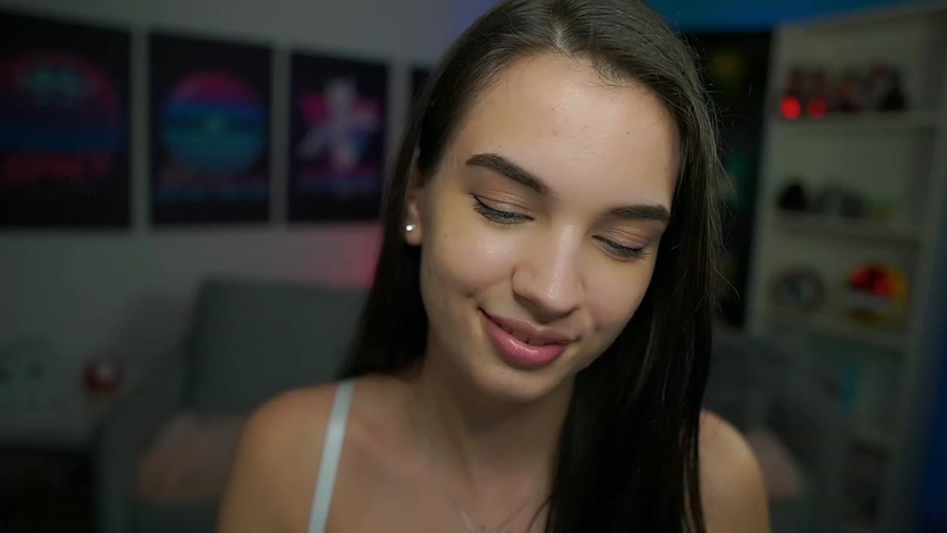 Gallery image thumbnail from Kylie_Quinn's myfreecams stream on, 01/18/2023, 22:39 image 5 of 20
