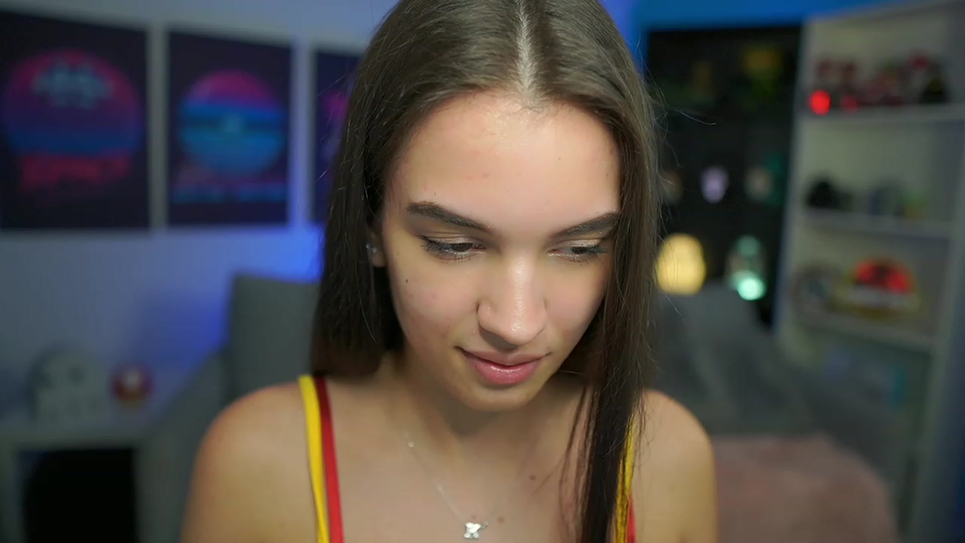 Gallery image thumbnail from Kylie_Quinn's myfreecams stream on, 01/20/2023, 22:18 image 14 of 20