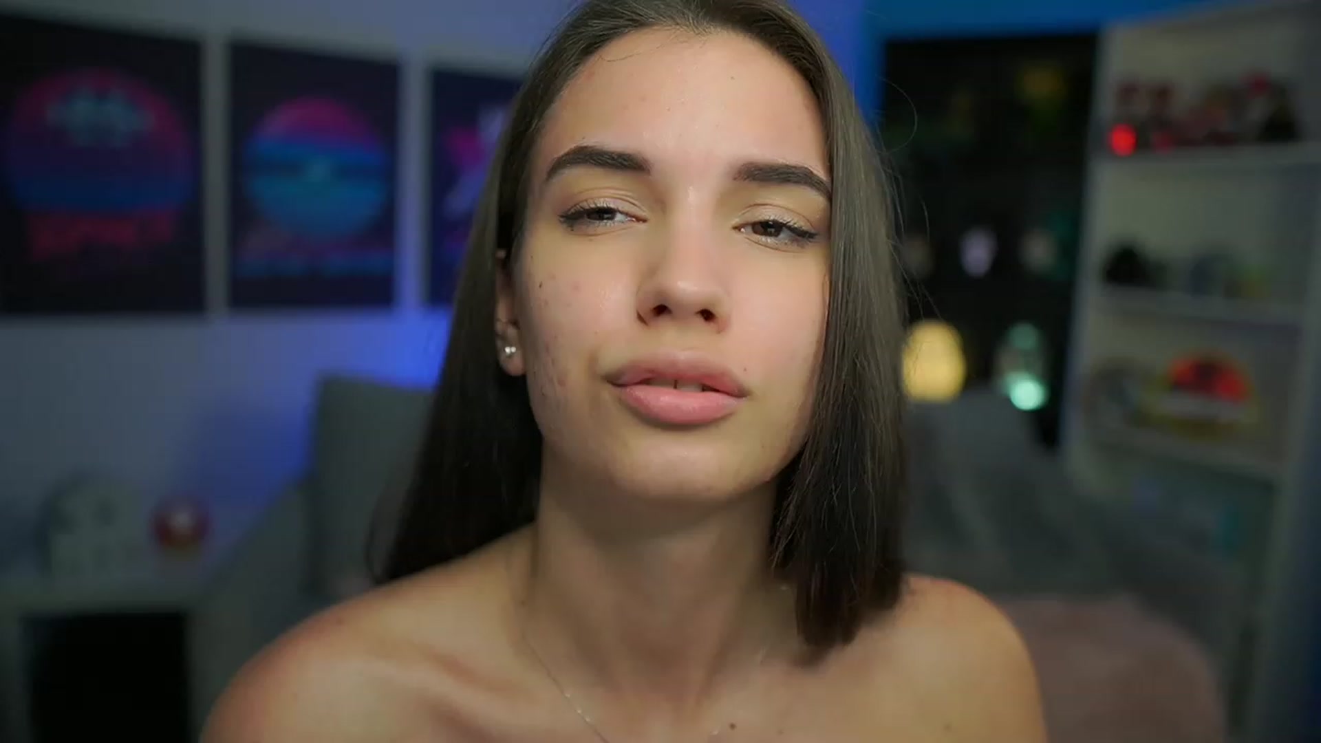 Gallery image thumbnail from Kylie_Quinn's myfreecams stream on, 01/21/2023, 24:47 image 4 of 20