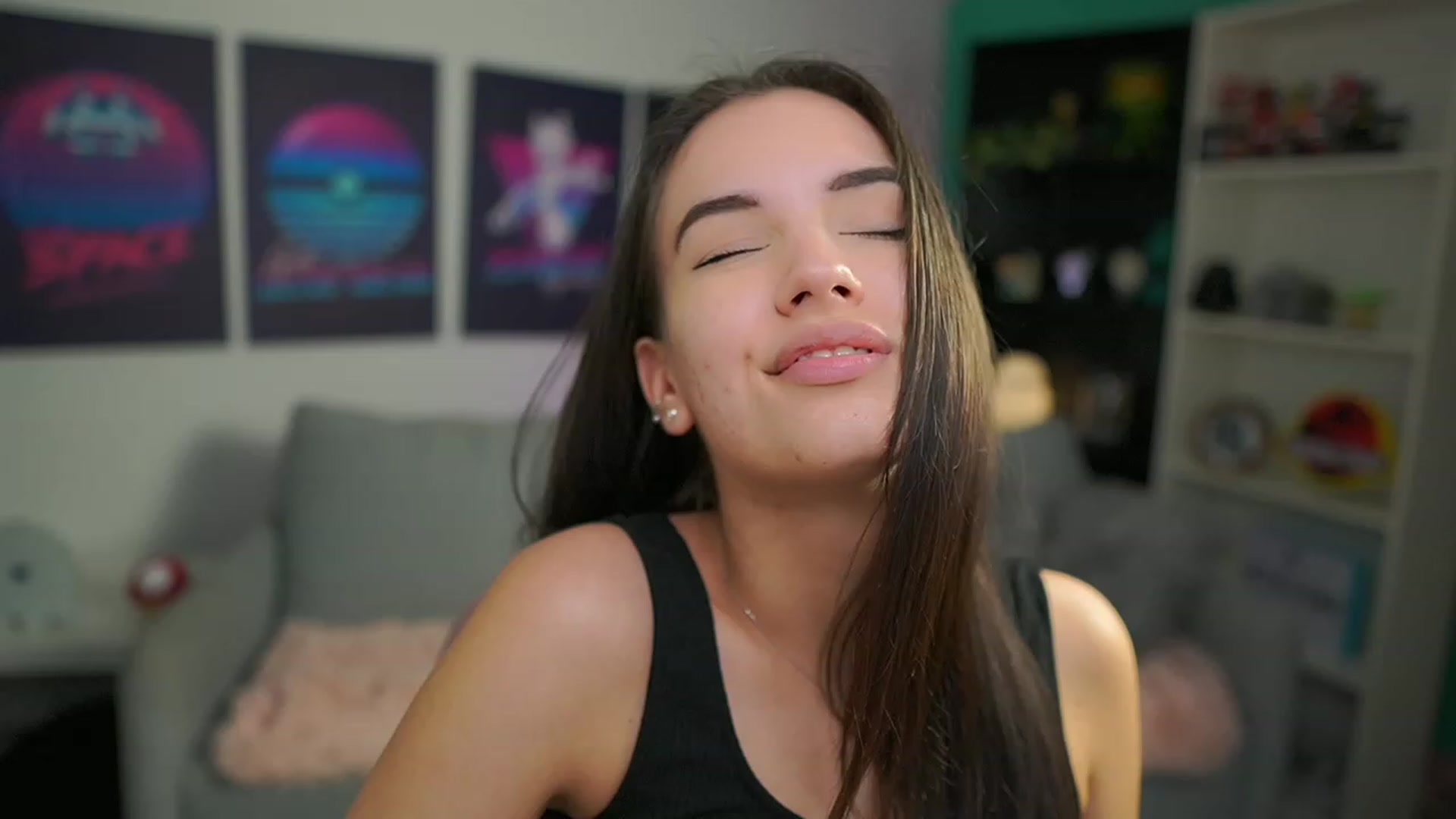 Gallery image thumbnail from Kylie_Quinn's myfreecams stream on, 01/29/2023, 20:41 image 4 of 20