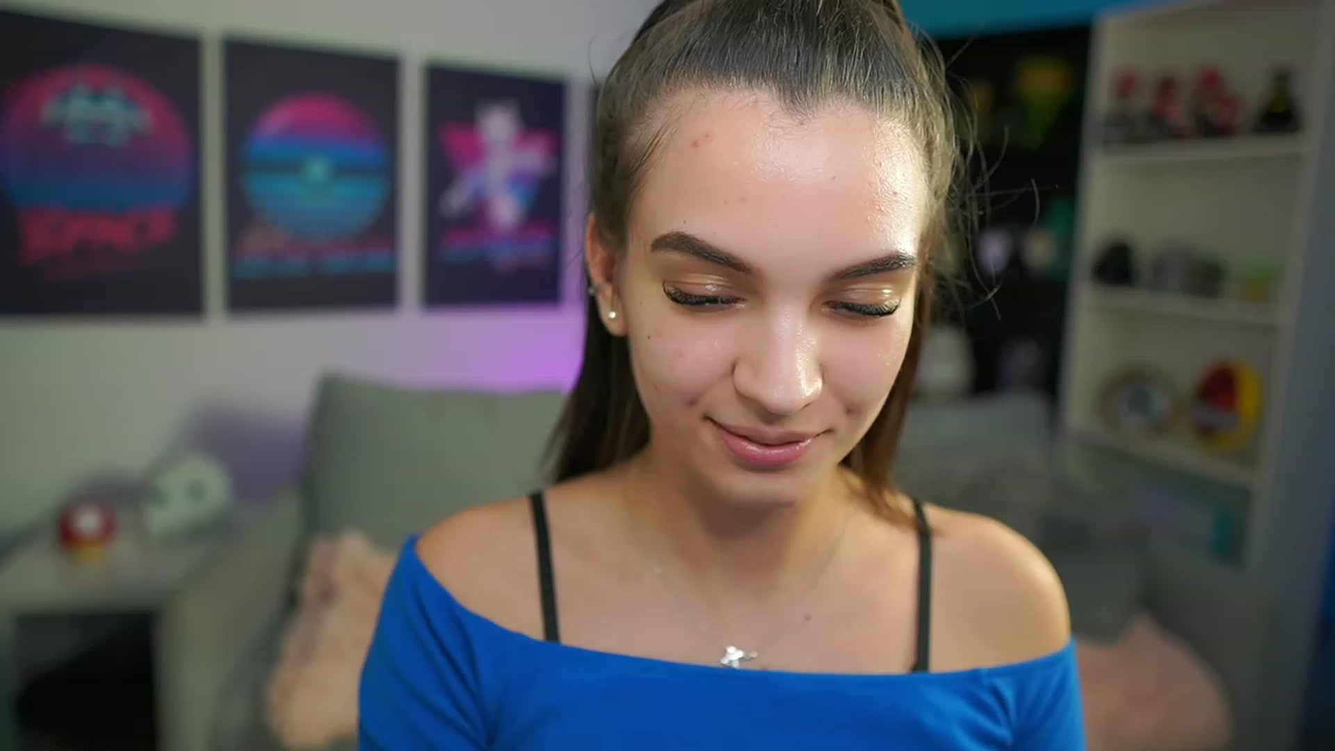 Gallery image thumbnail from Kylie_Quinn's myfreecams stream on, 01/30/2023, 21:25 image 14 of 20