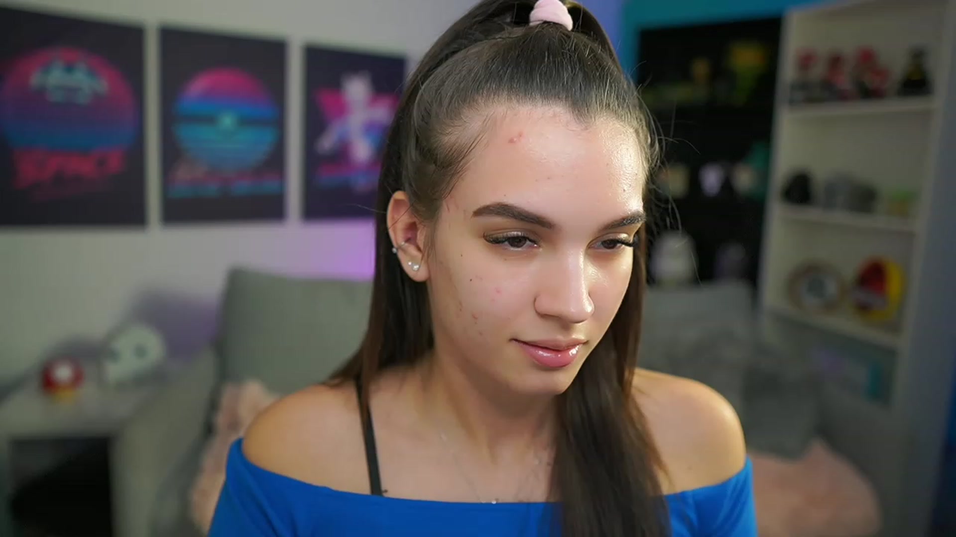Gallery image thumbnail from Kylie_Quinn's myfreecams stream on, 01/30/2023, 21:25 image 6 of 20