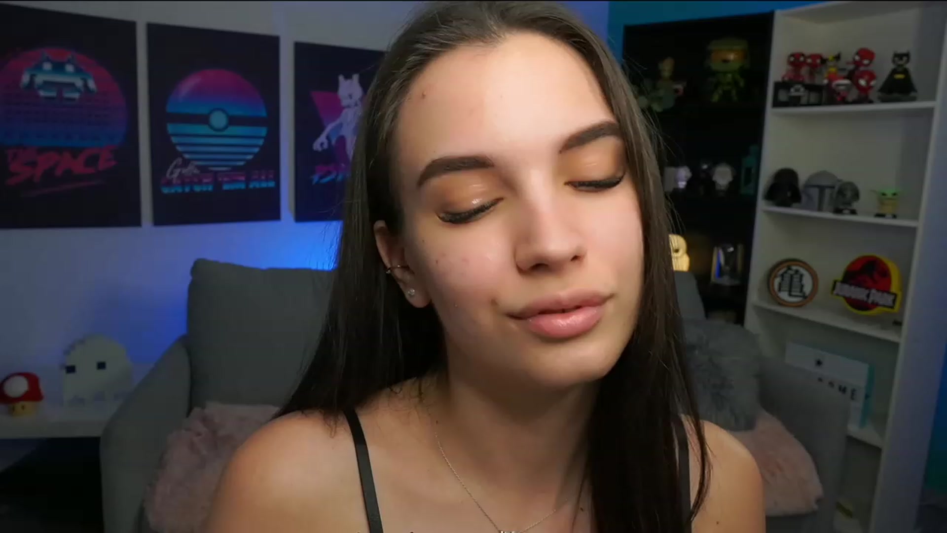 Gallery image thumbnail from Kylie_Quinn's myfreecams stream on, 02/02/2023, 24:04 image 17 of 20