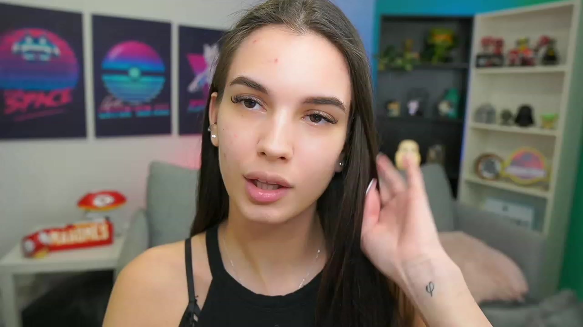 Gallery image thumbnail from Kylie_Quinn's myfreecams stream on, 02/03/2023, 19:41 image 13 of 20
