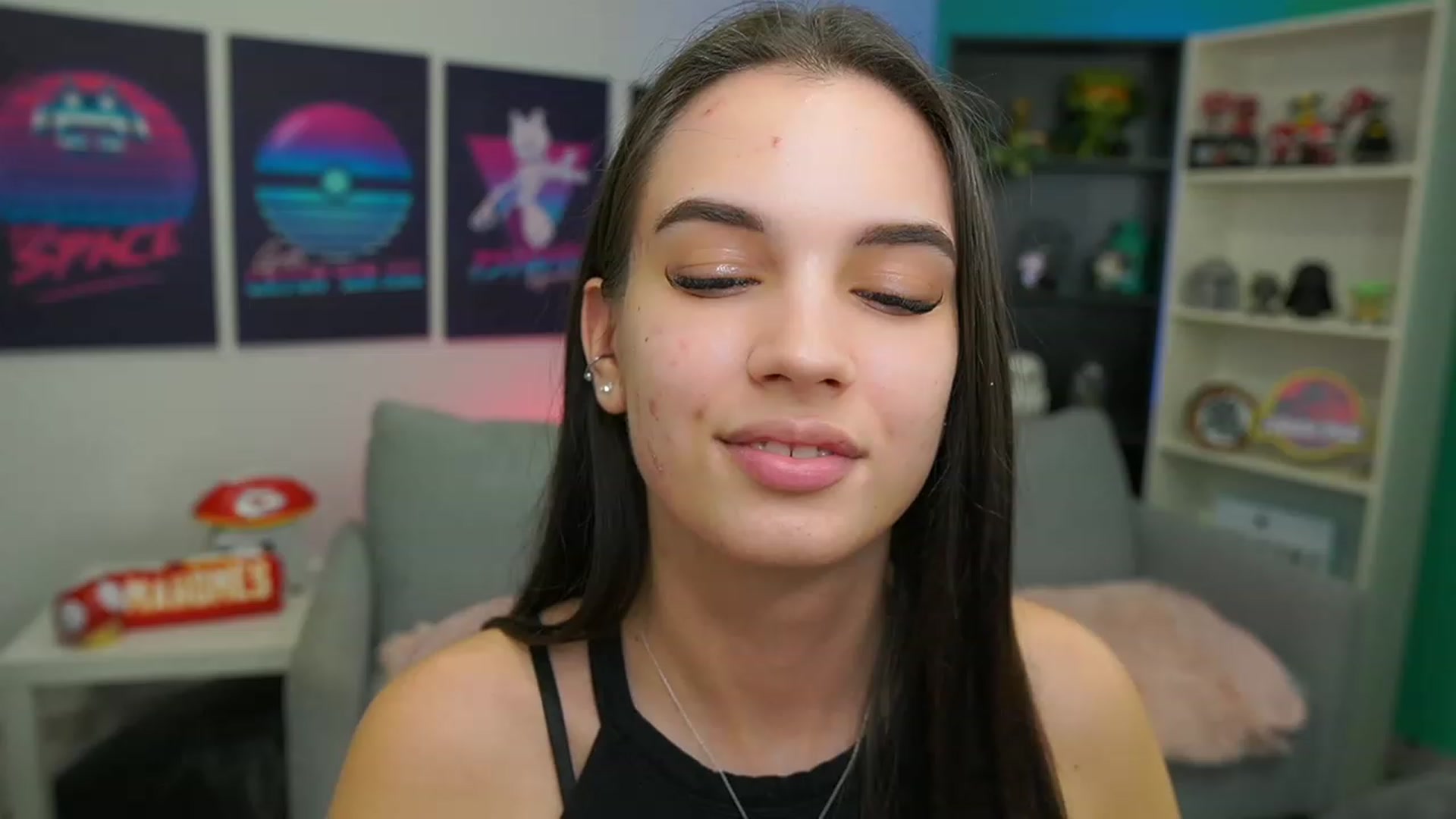 Gallery image thumbnail from Kylie_Quinn's myfreecams stream on, 02/03/2023, 22:41 image 18 of 20