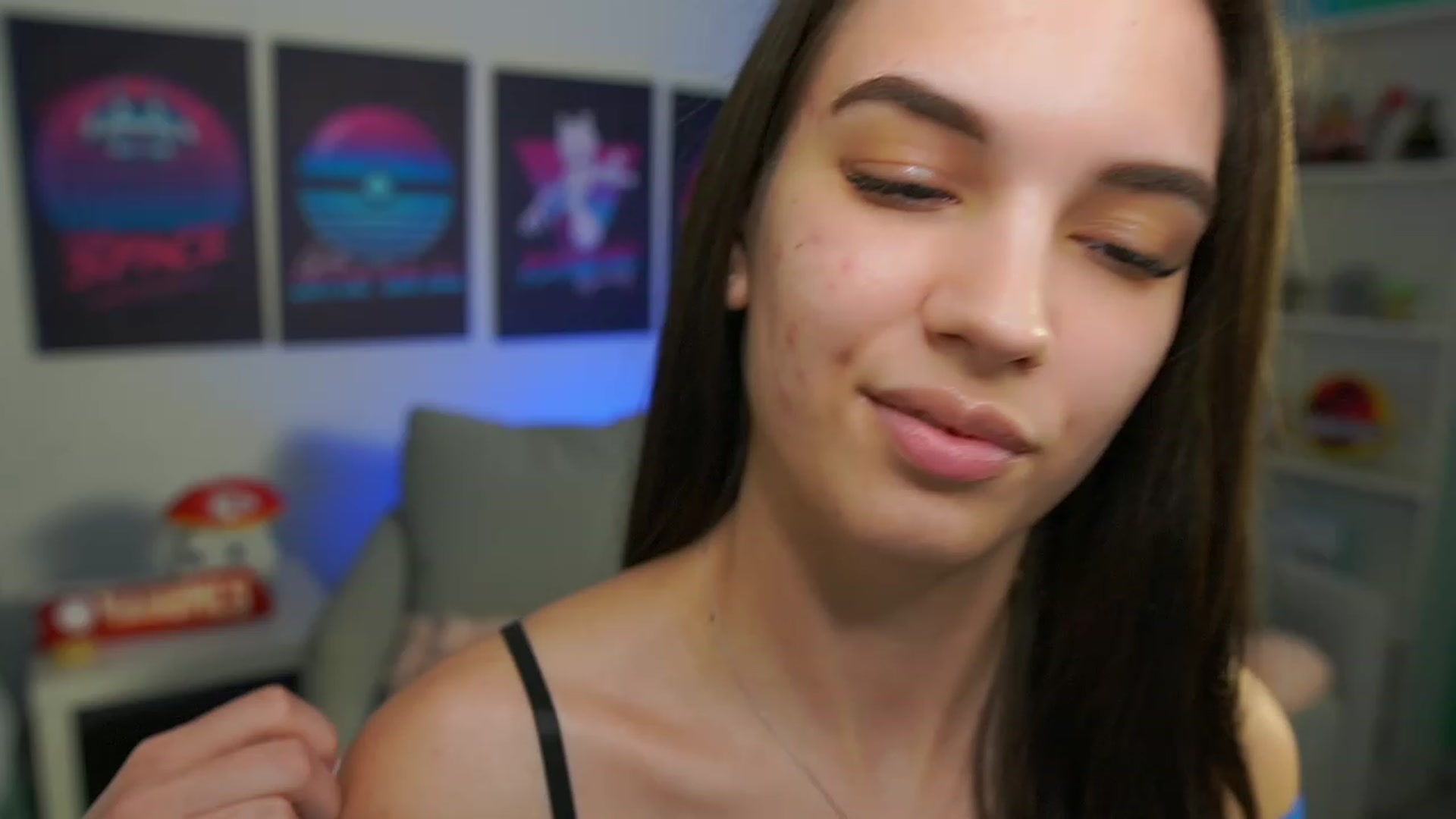 Gallery image thumbnail from Kylie_Quinn's myfreecams stream on, 02/07/2023, 11:59 image 18 of 20