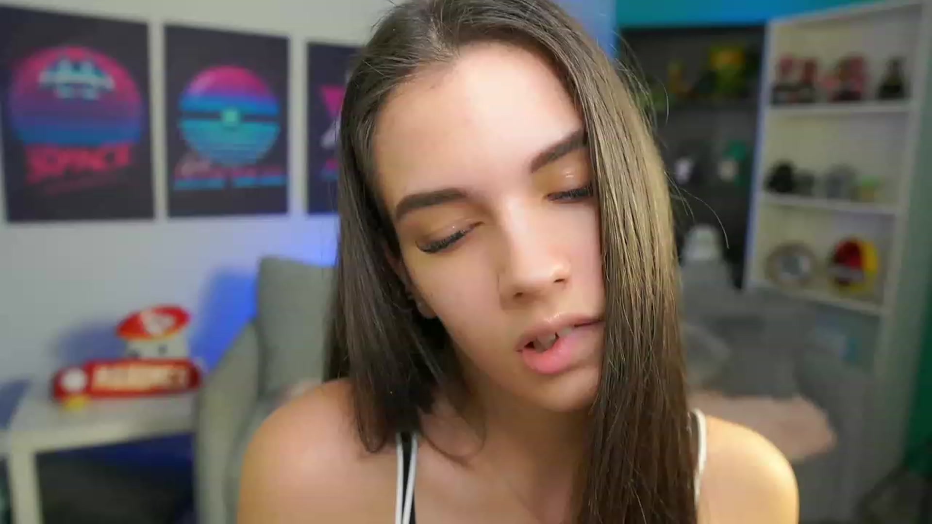 Gallery image thumbnail from Kylie_Quinn's myfreecams stream on, 02/09/2023, 23:46 image 14 of 20