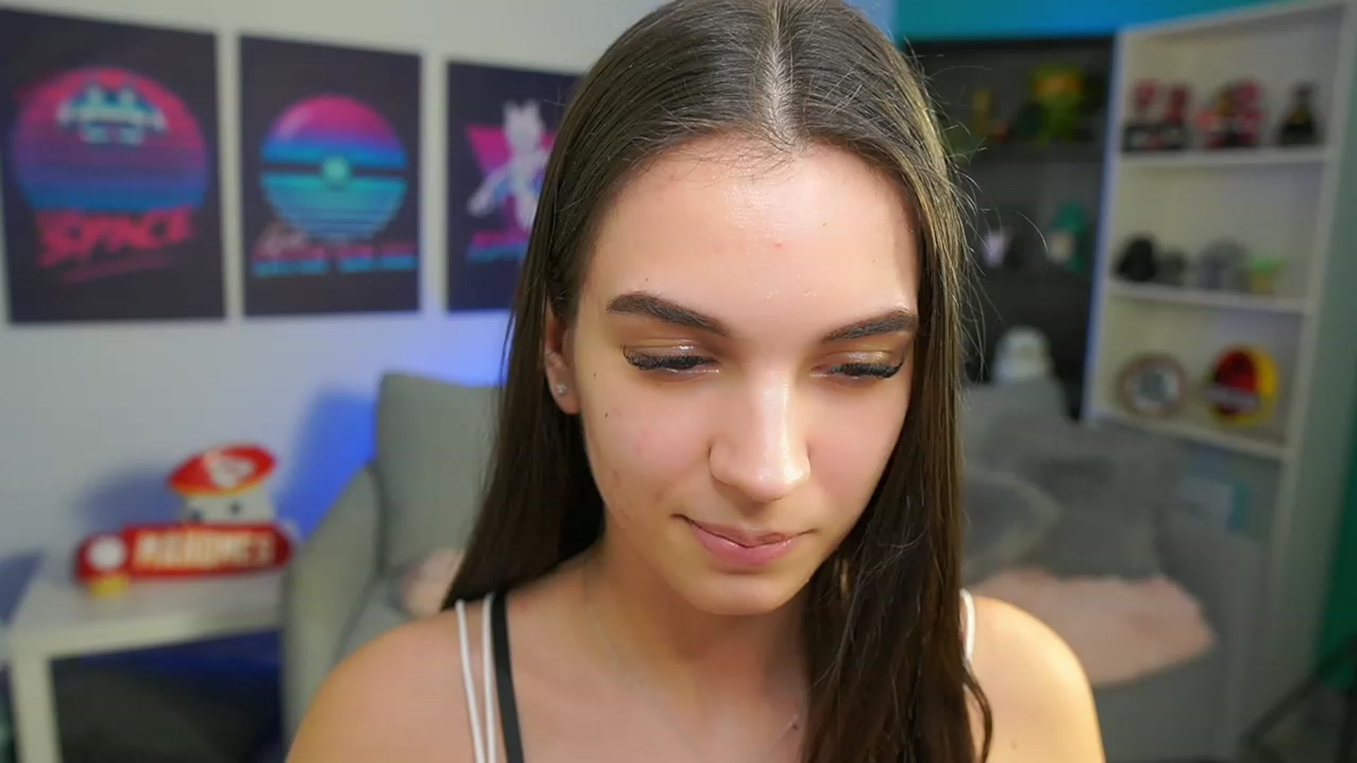 Gallery image thumbnail from Kylie_Quinn's myfreecams stream on, 02/10/2023, 24:44 image 7 of 20