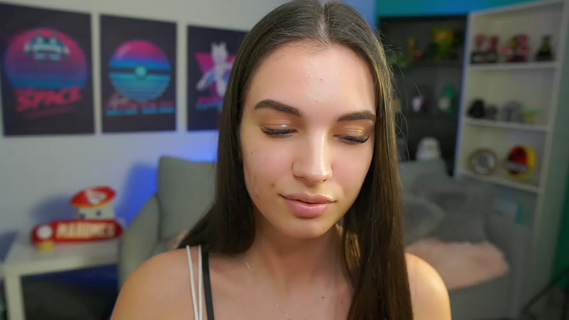Gallery image thumbnail from Kylie_Quinn's myfreecams stream on, 02/10/2023, 24:44 image 6 of 20