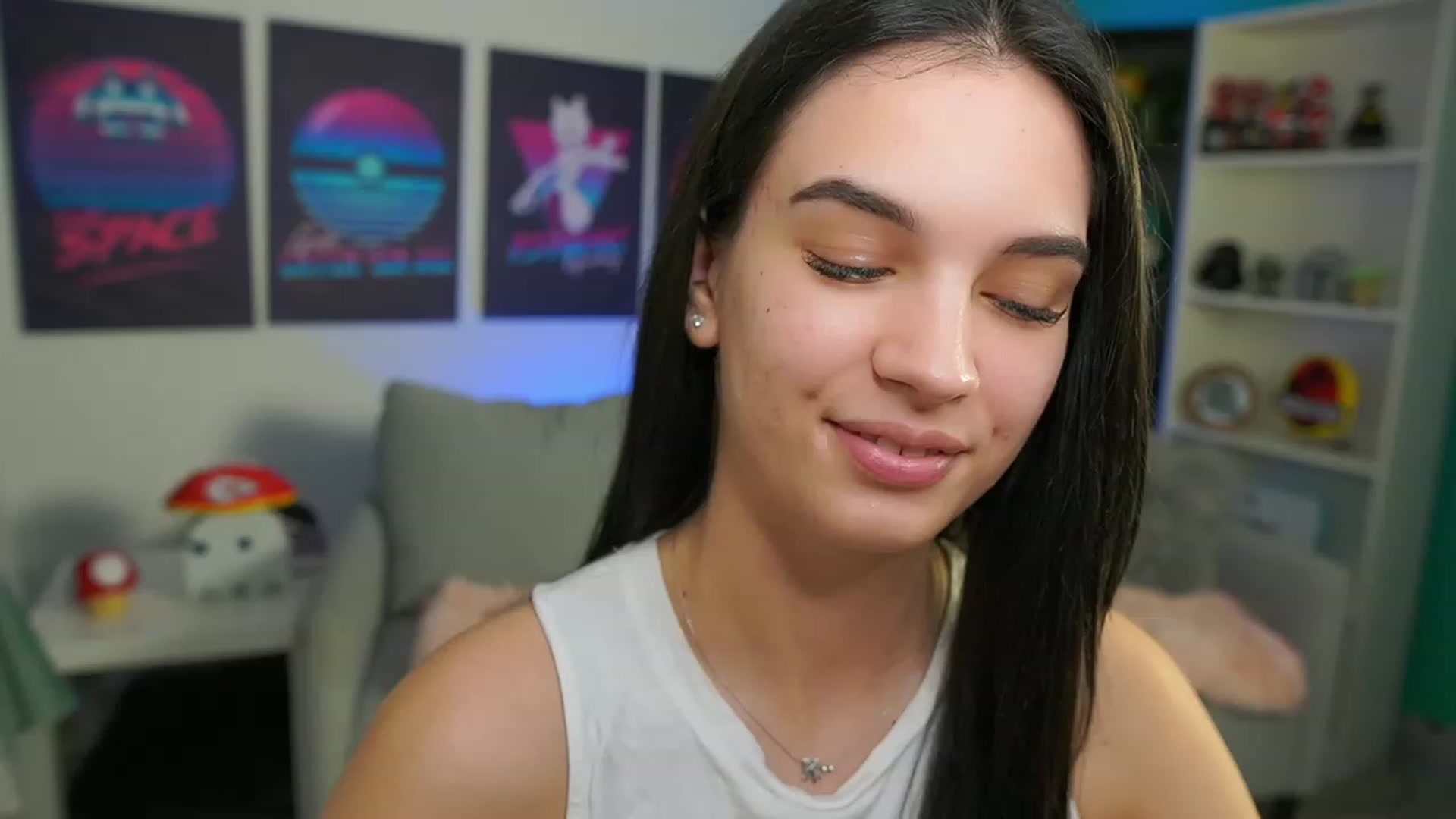 Gallery image thumbnail from Kylie_Quinn's myfreecams stream on, 02/18/2023, 20:16 image 18 of 20