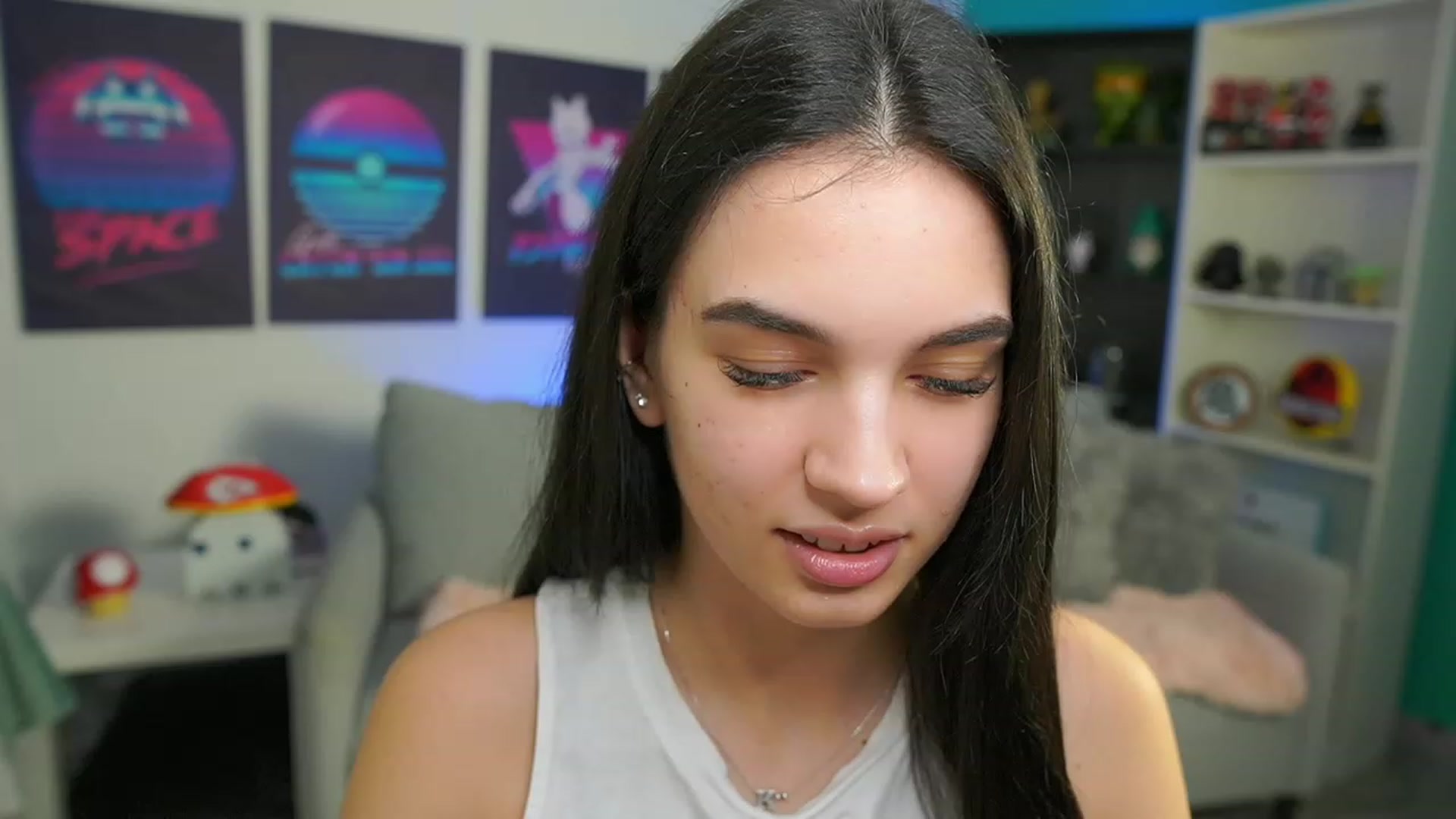 Gallery image thumbnail from Kylie_Quinn's myfreecams stream on, 02/18/2023, 20:16 image 8 of 20