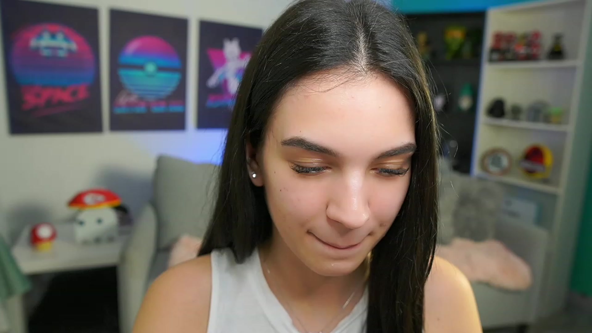 Gallery image thumbnail from Kylie_Quinn's myfreecams stream on, 02/18/2023, 20:16 image 16 of 20