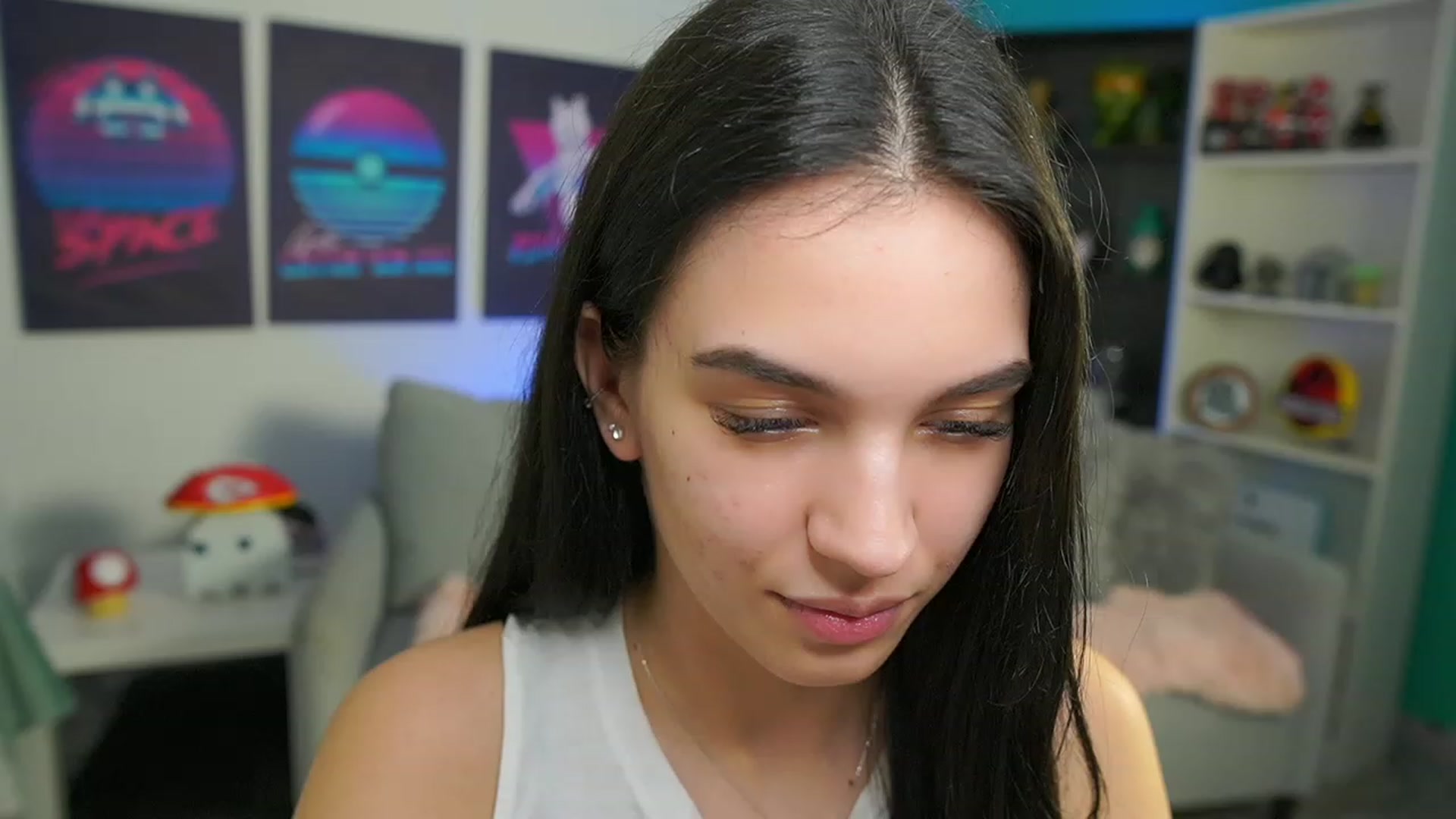 Gallery image thumbnail from Kylie_Quinn's myfreecams stream on, 02/18/2023, 21:20 image 9 of 20